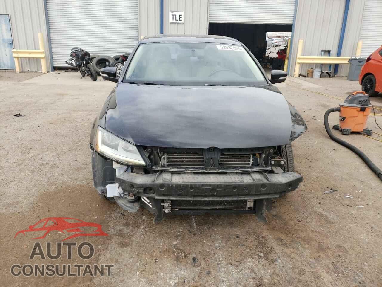 VOLKSWAGEN JETTA 2017 - 3VWDB7AJ7HM290500