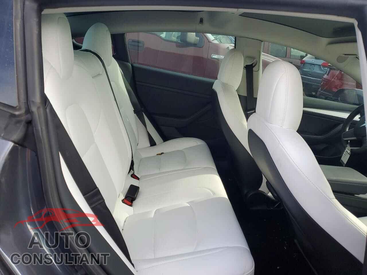 TESLA MODEL 3 2022 - 5YJ3E1EC3NF247917