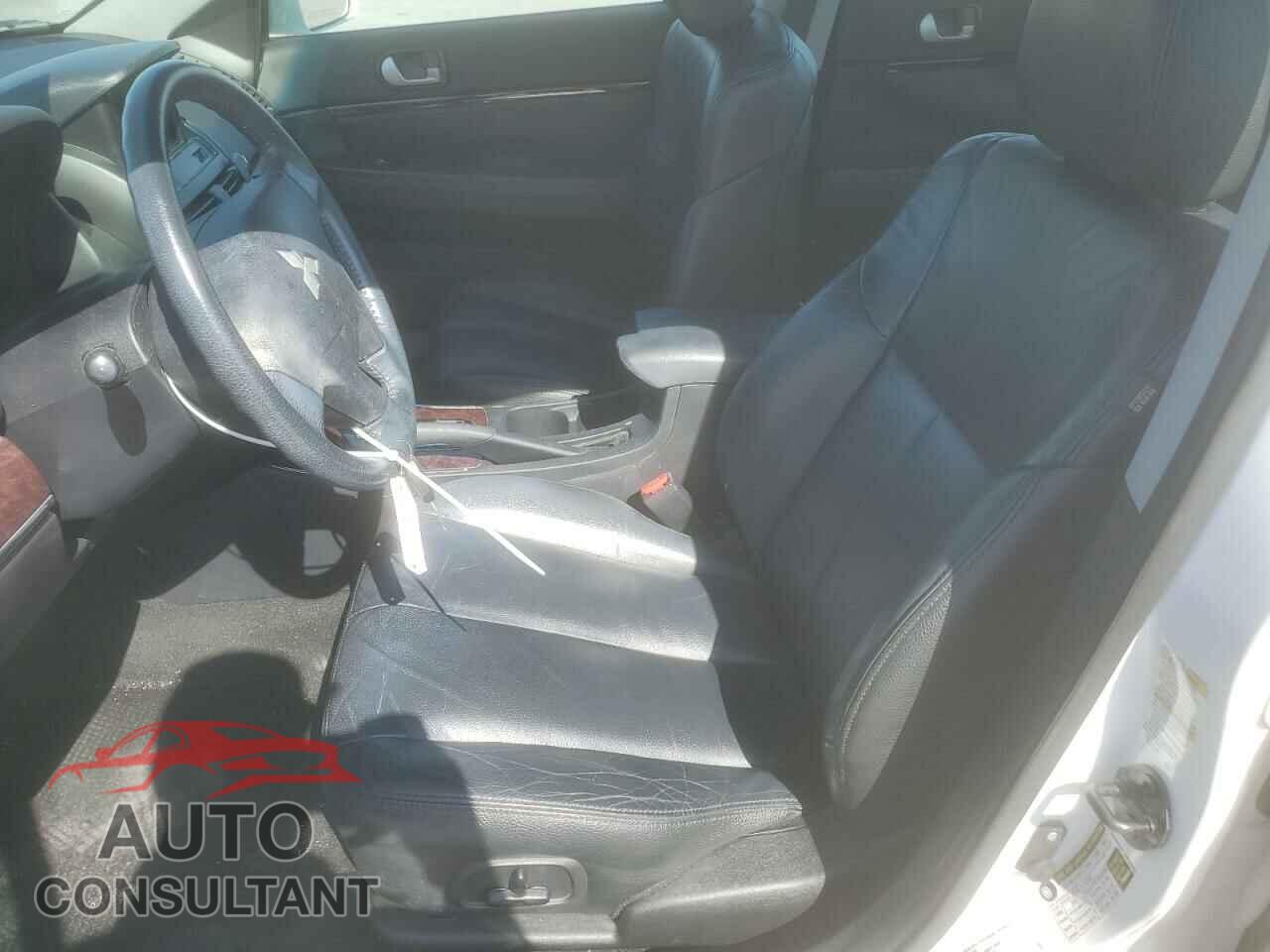 MITSUBISHI GALANT 2012 - 4A32B3FF1CE012548