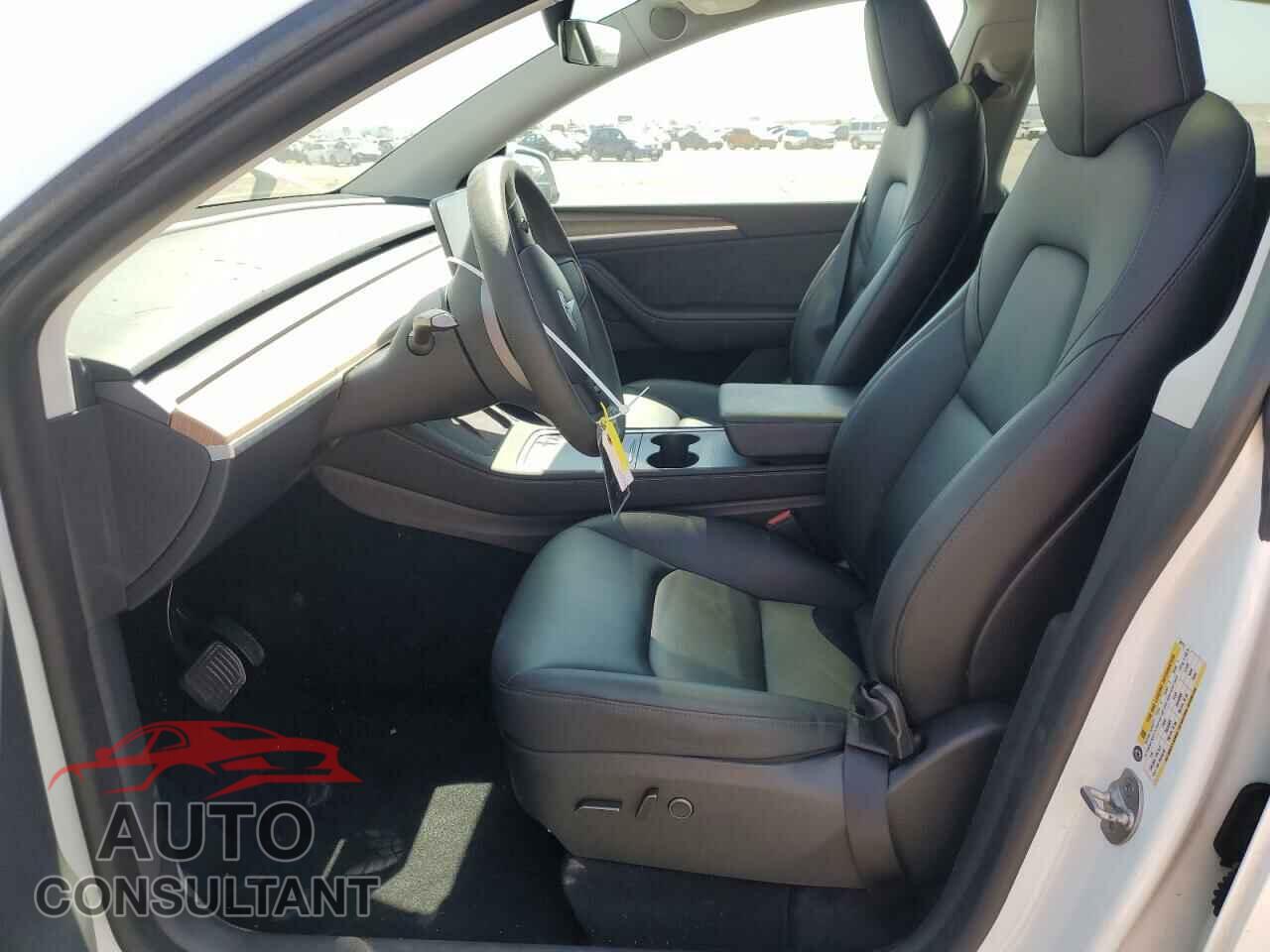 TESLA MODEL Y 2023 - 7SAYGDEE2PA102731