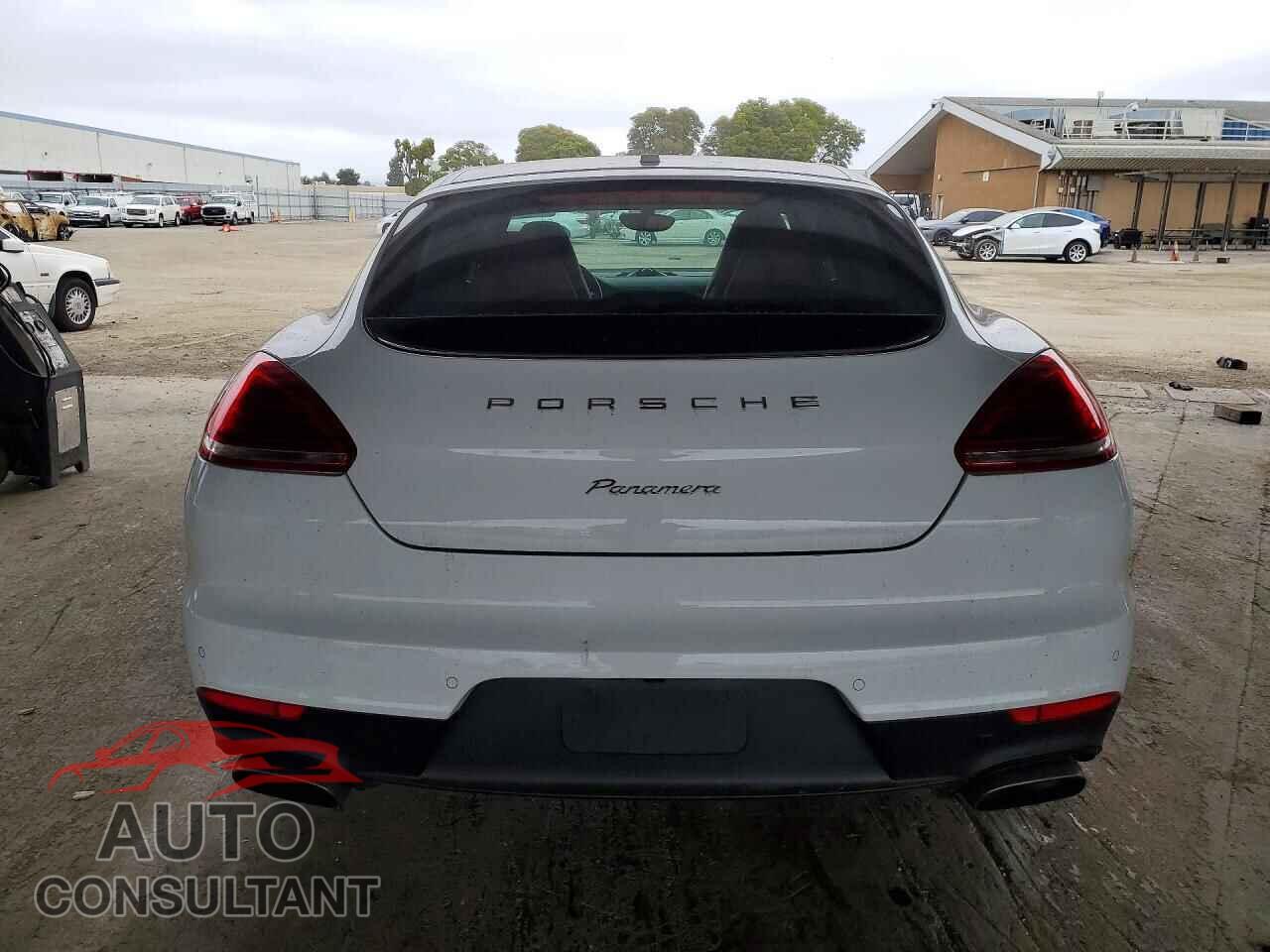 PORSCHE PANAMERA 2016 - WP0AA2A72GL007131