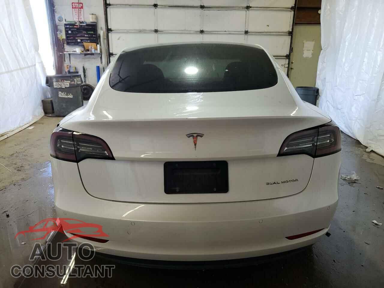 TESLA MODEL 3 2021 - 5YJ3E1EBXMF053875