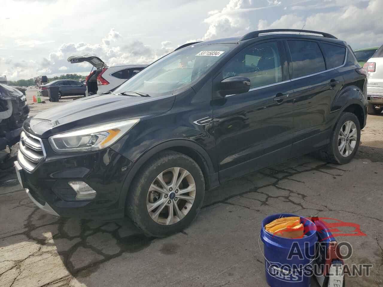 FORD ESCAPE 2017 - 1FMCU0G96HUB88836