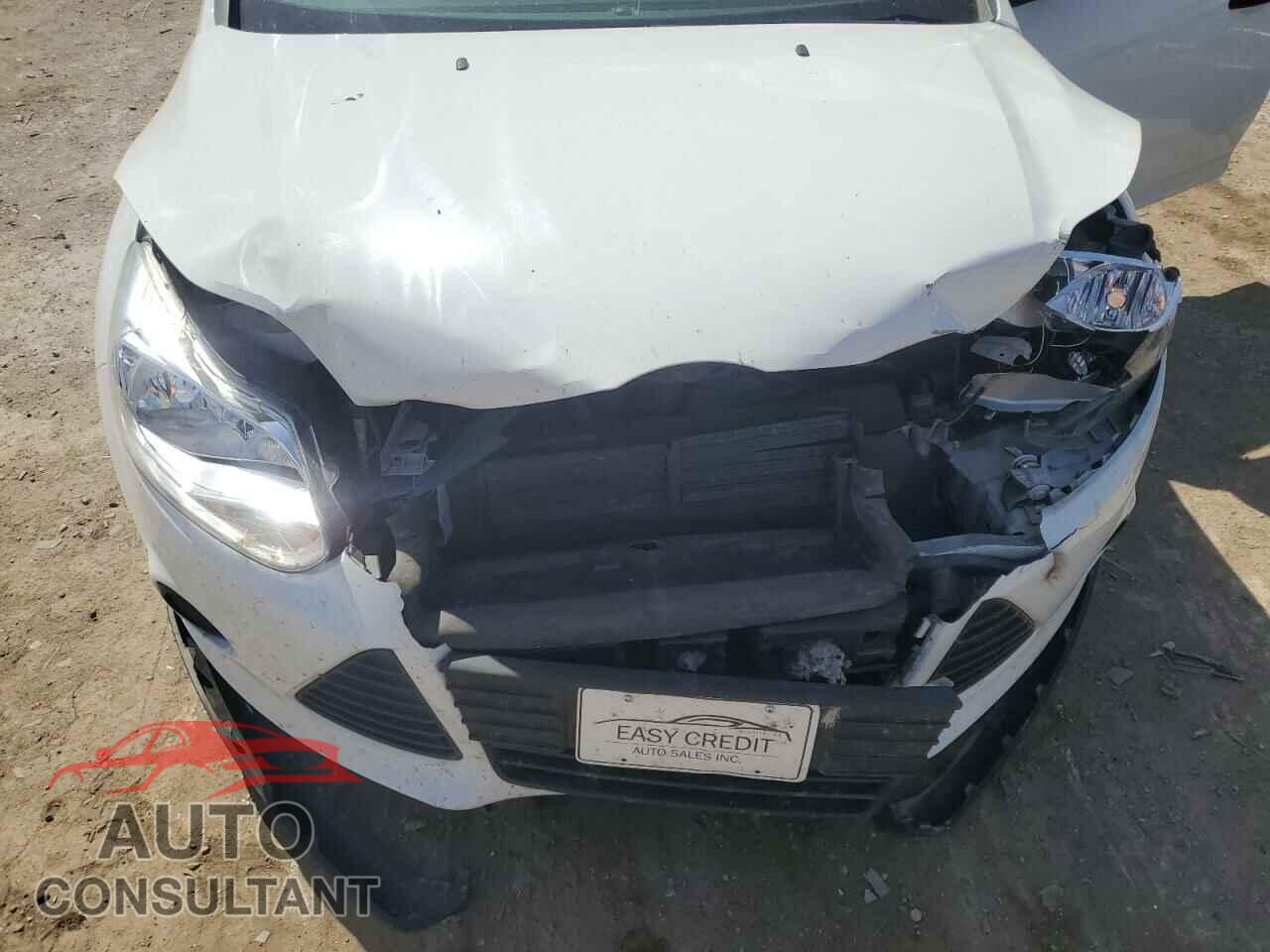 FORD FOCUS 2014 - 1FADP3E29EL280604