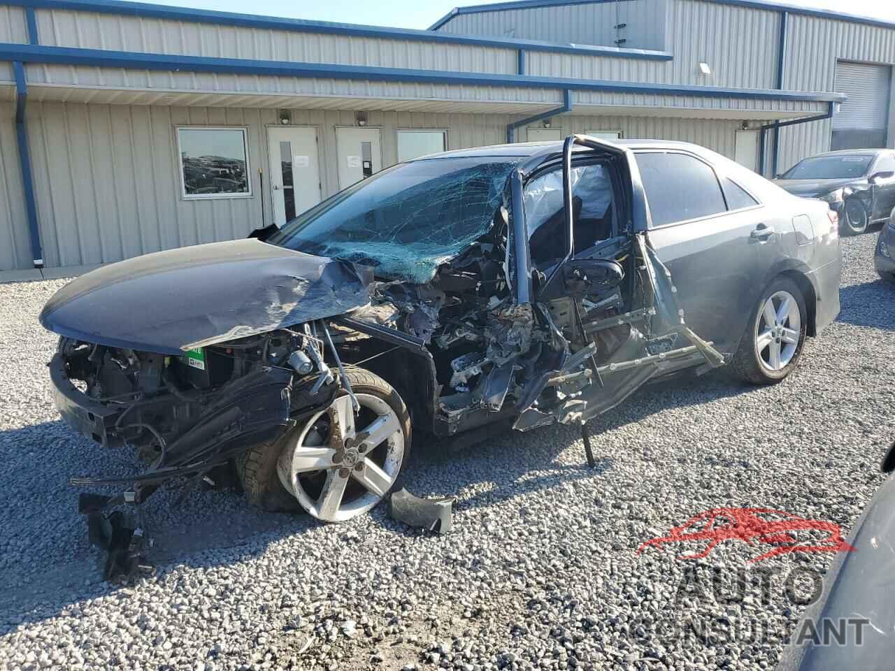TOYOTA CAMRY 2013 - 4T1BF1FK2DU668205