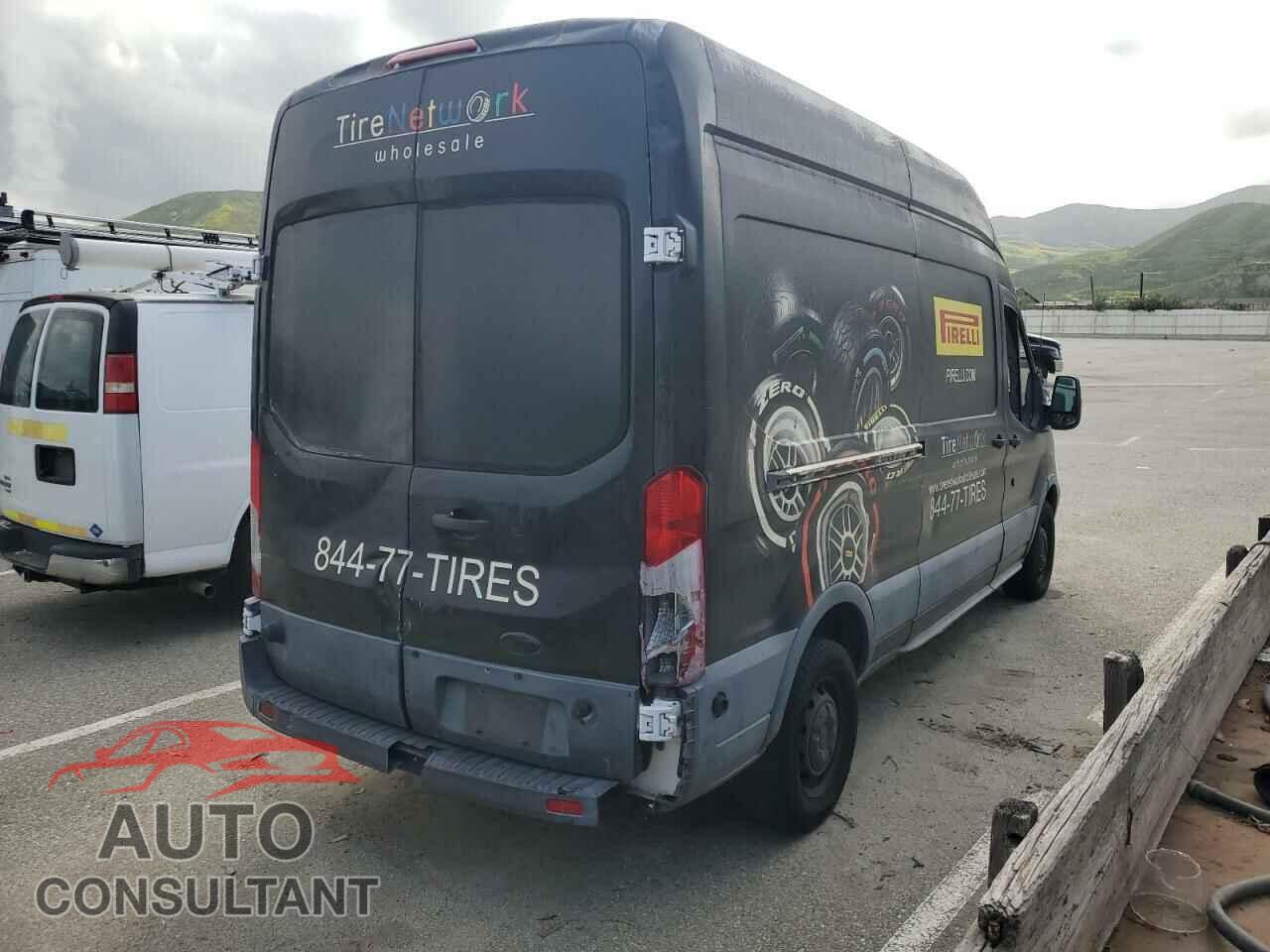 FORD TRANSIT 2015 - 1FTYR2XM8FKA37937