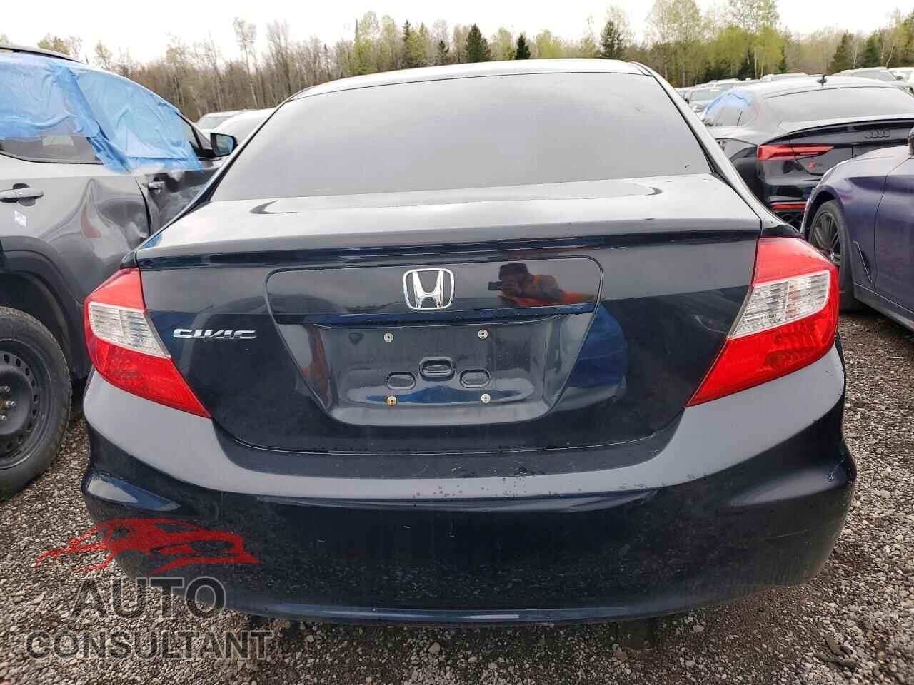 HONDA CIVIC 2012 - 2HGFB2F56CH102925