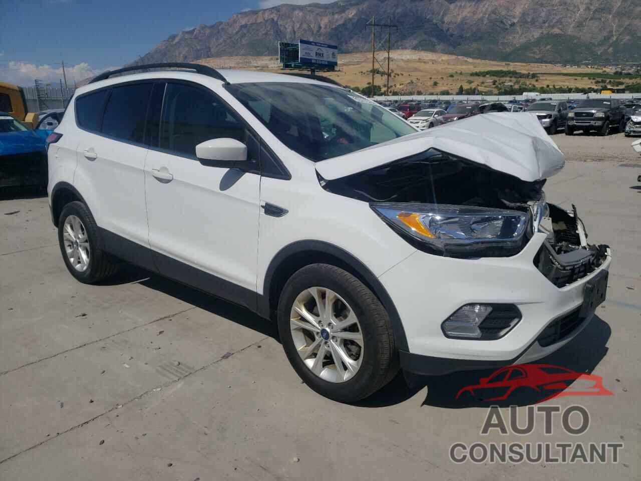 FORD ESCAPE 2018 - 1FMCU9GD0JUD21167
