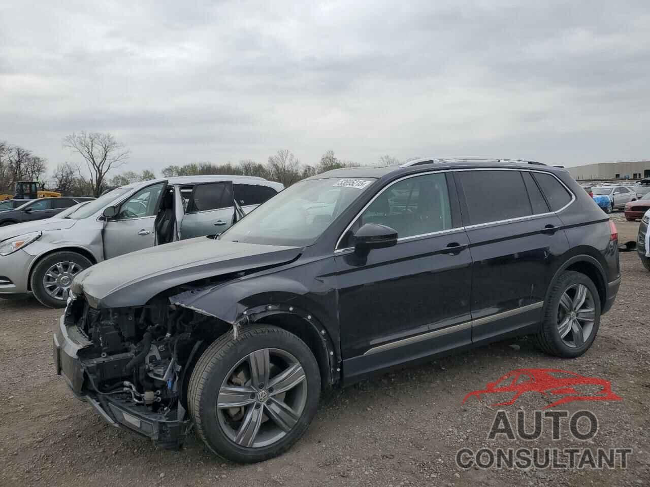 VOLKSWAGEN TIGUAN 2018 - 3VV4B7AX5JM130758