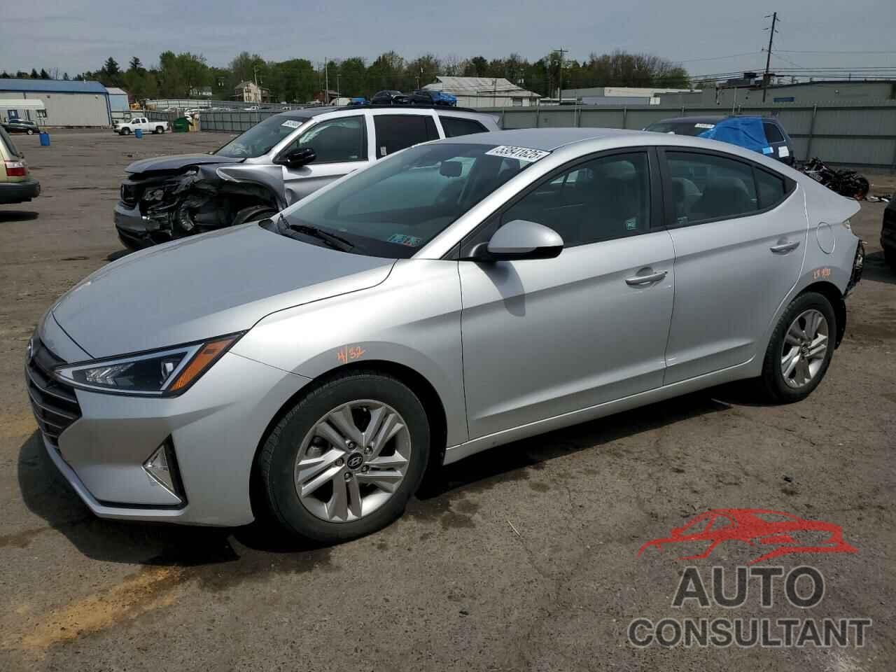HYUNDAI ELANTRA 2019 - KMHD84LF3KU762909
