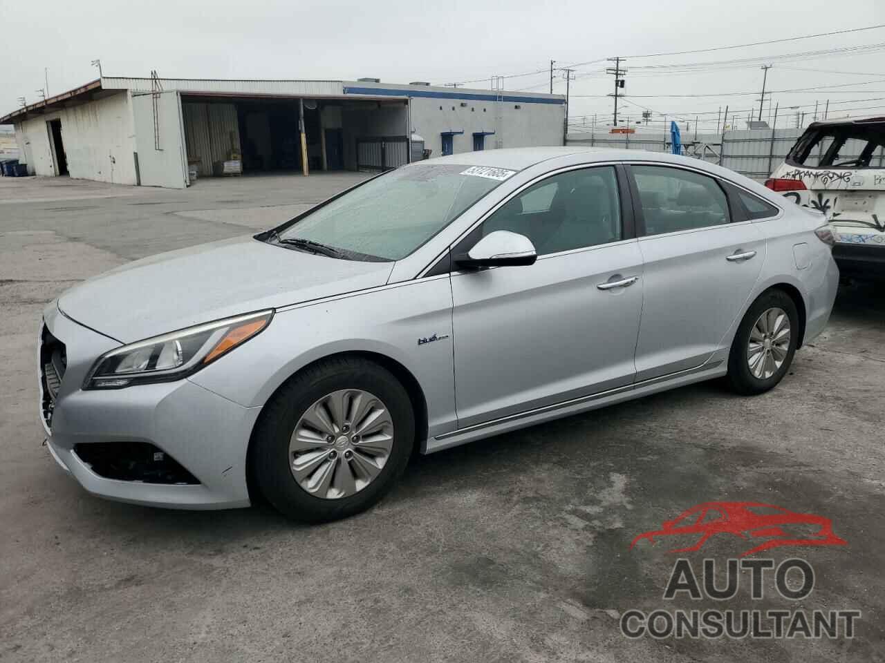 HYUNDAI SONATA 2017 - KMHE24L3XHA061306