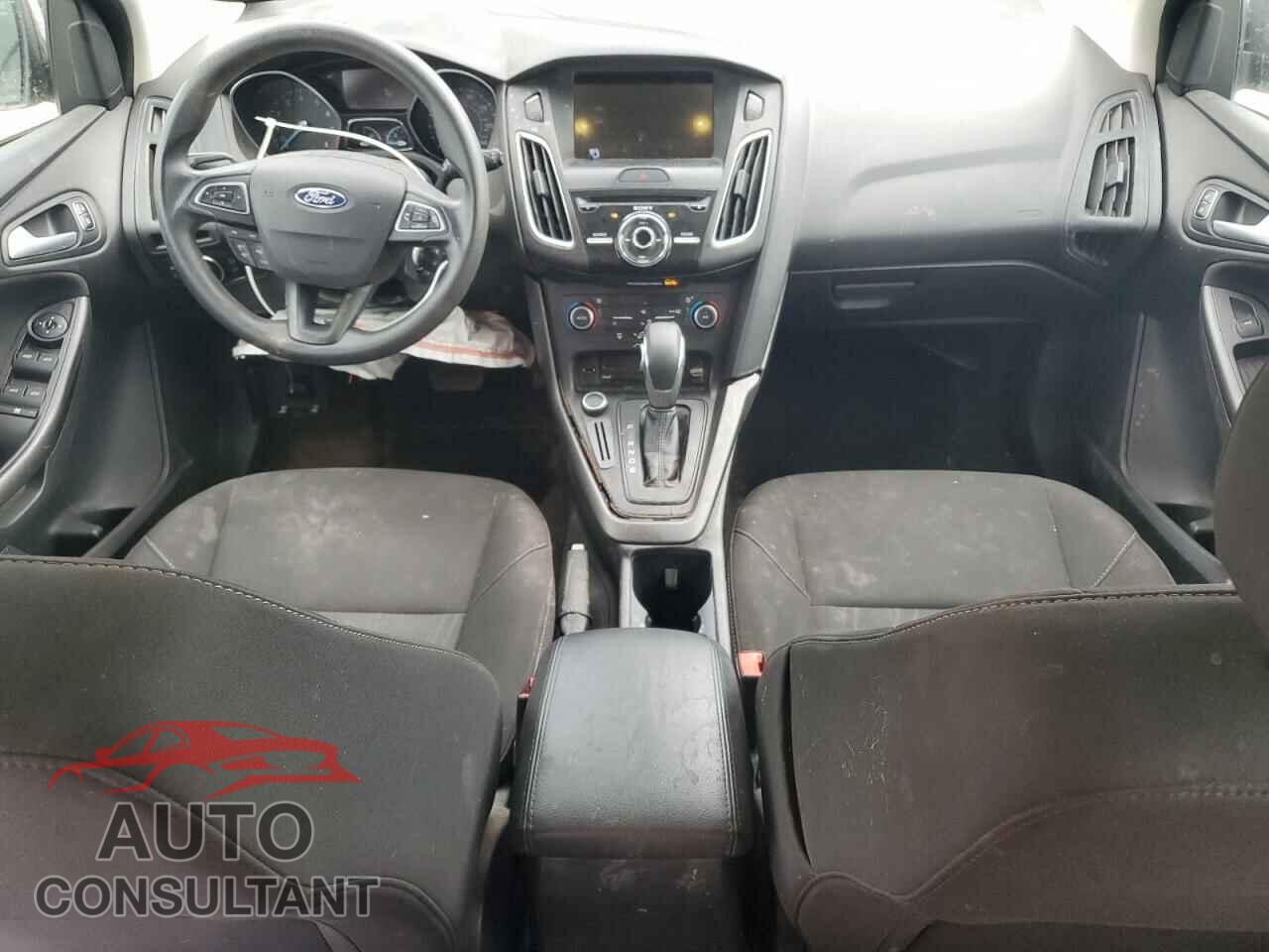 FORD FOCUS 2017 - 1FADP3M29HL345988