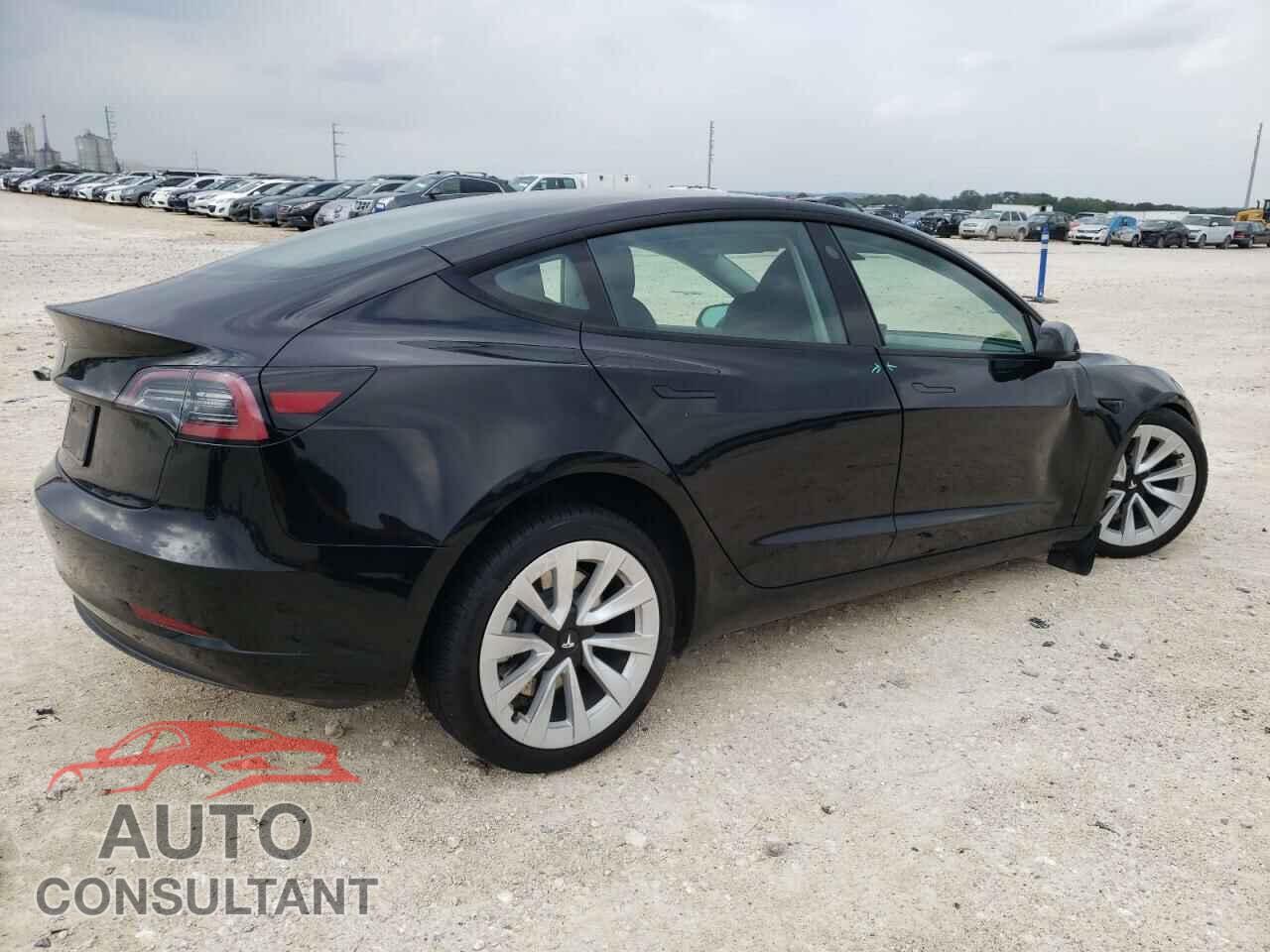TESLA MODEL 3 2023 - 5YJ3E1EAXPF552249