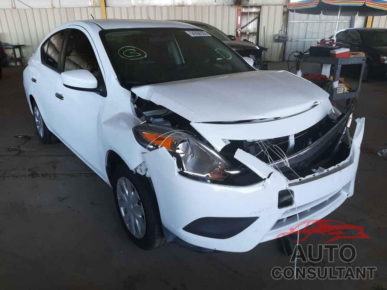 NISSAN VERSA 2018 - 3N1CN7AP9JL872204