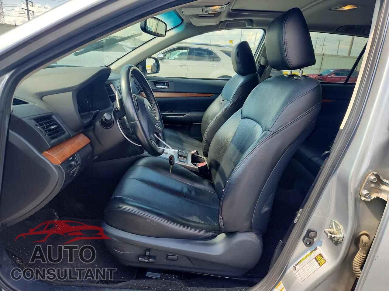 SUBARU OUTBACK 2013 - 4S4BRCKC2D3228119