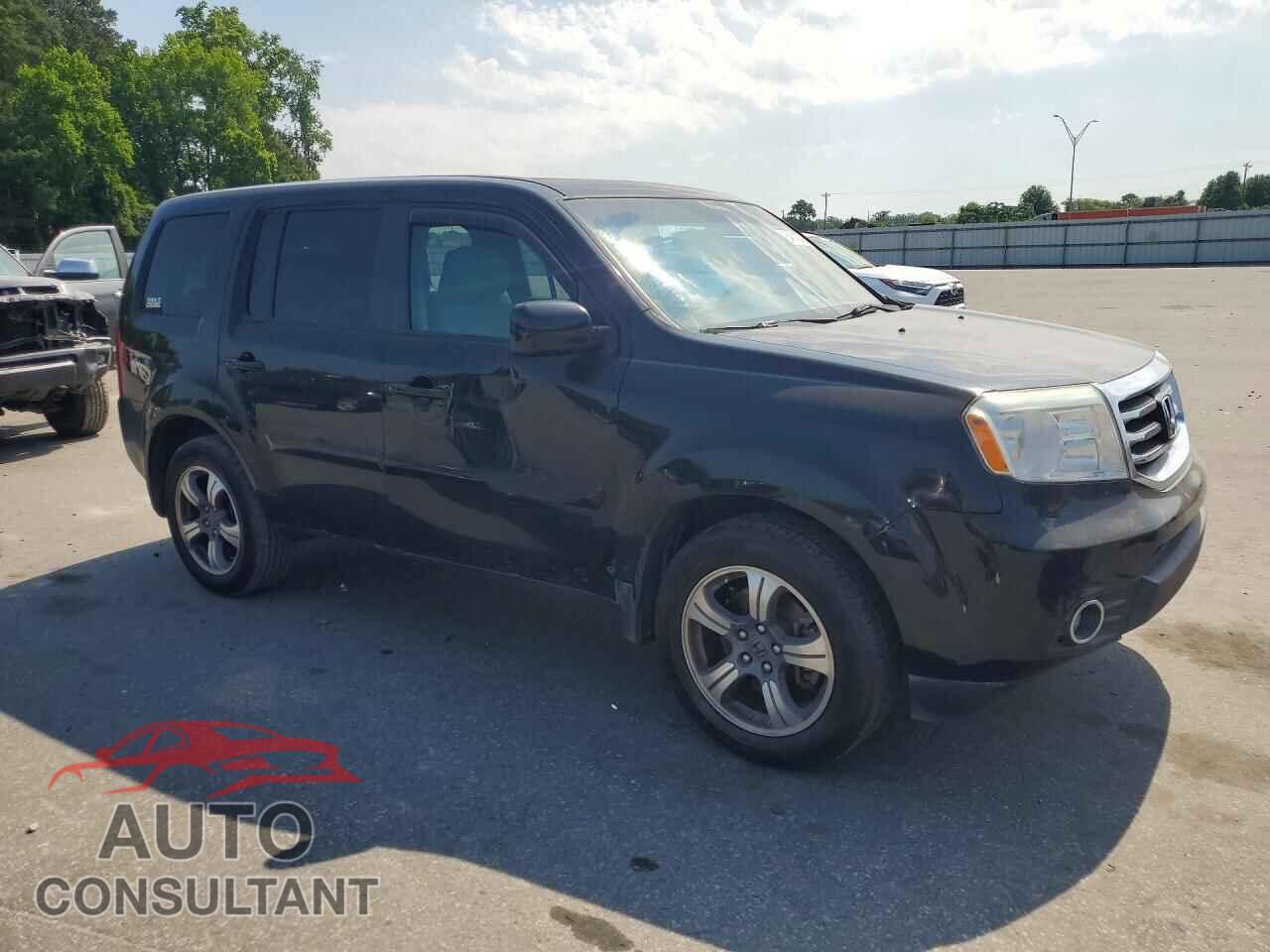 HONDA PILOT 2015 - 5FNYF3H32FB013554