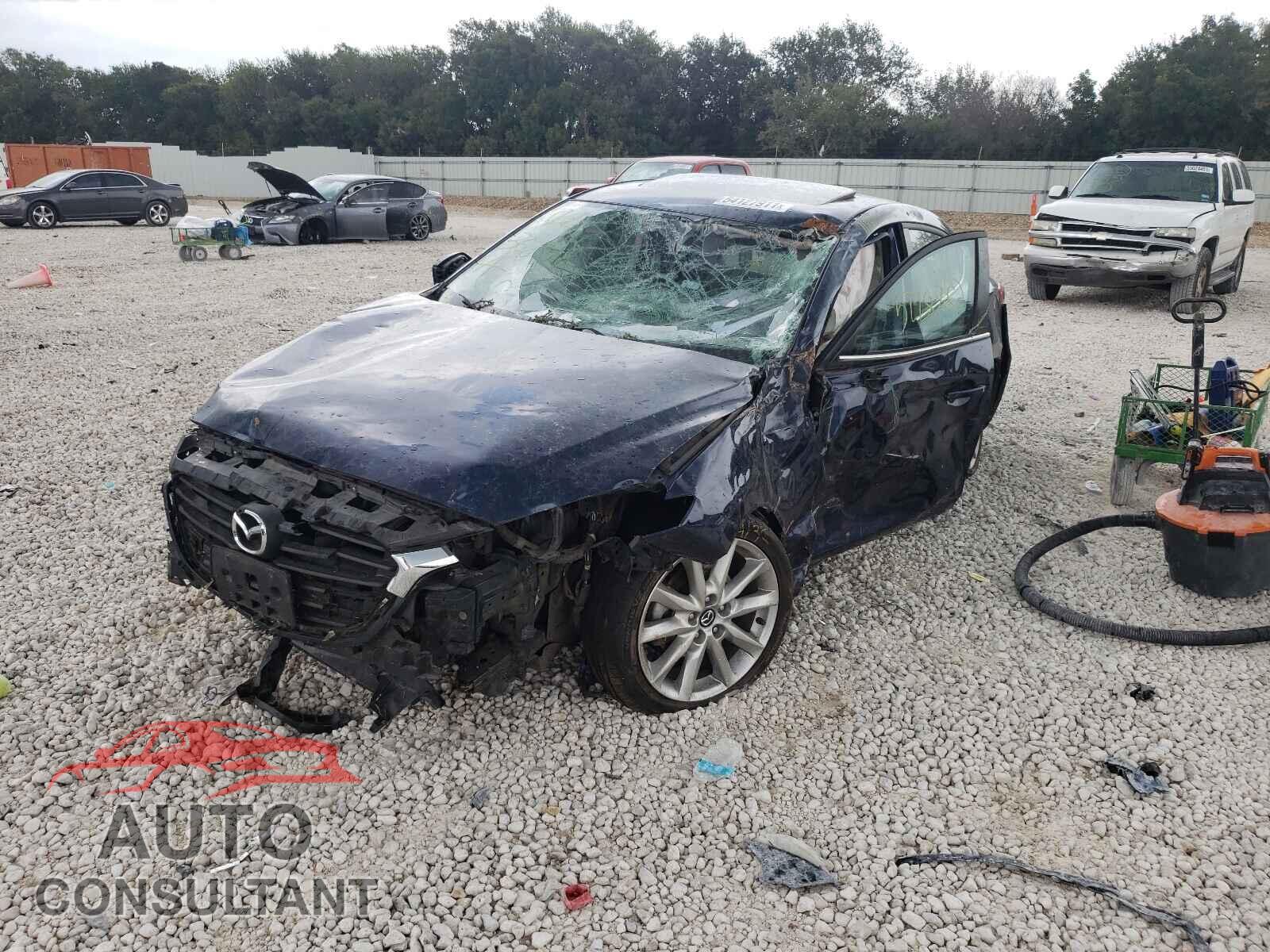 MAZDA 3 2017 - 3MZBN1V7XHM118827