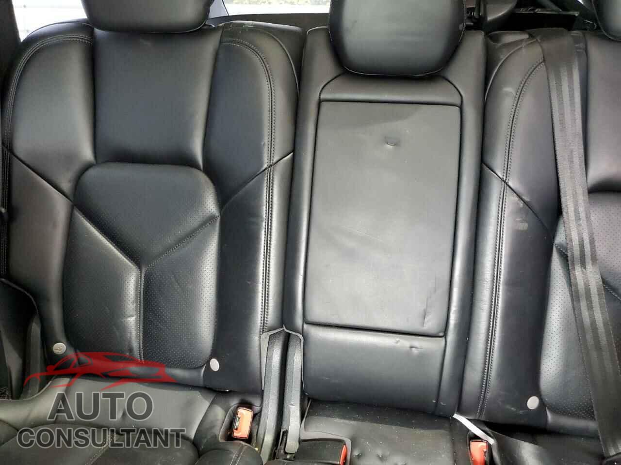 PORSCHE CAYENNE 2017 - WP1AE2A25HLA68286