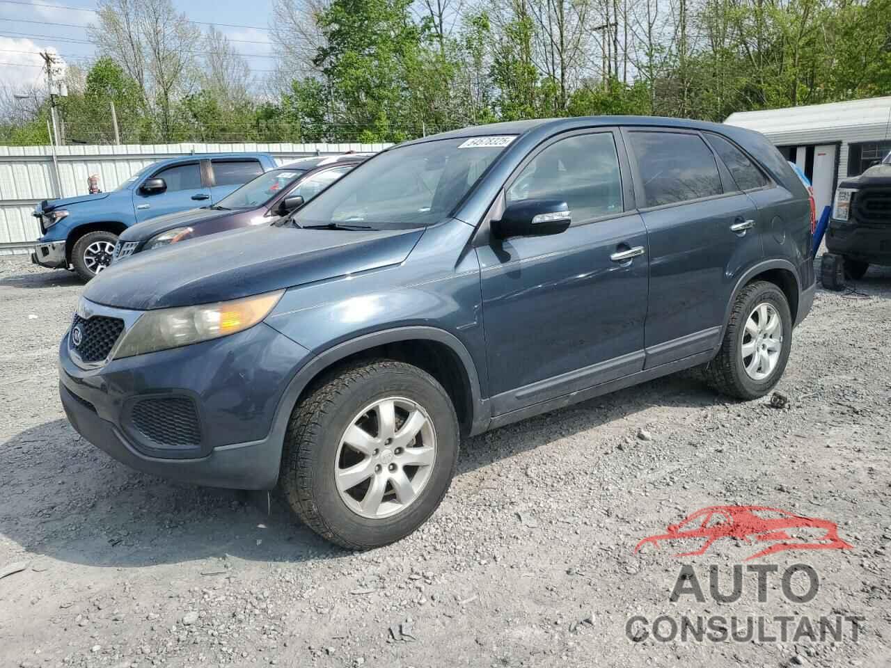 KIA SORENTO 2011 - 5XYKT3A17BG164321