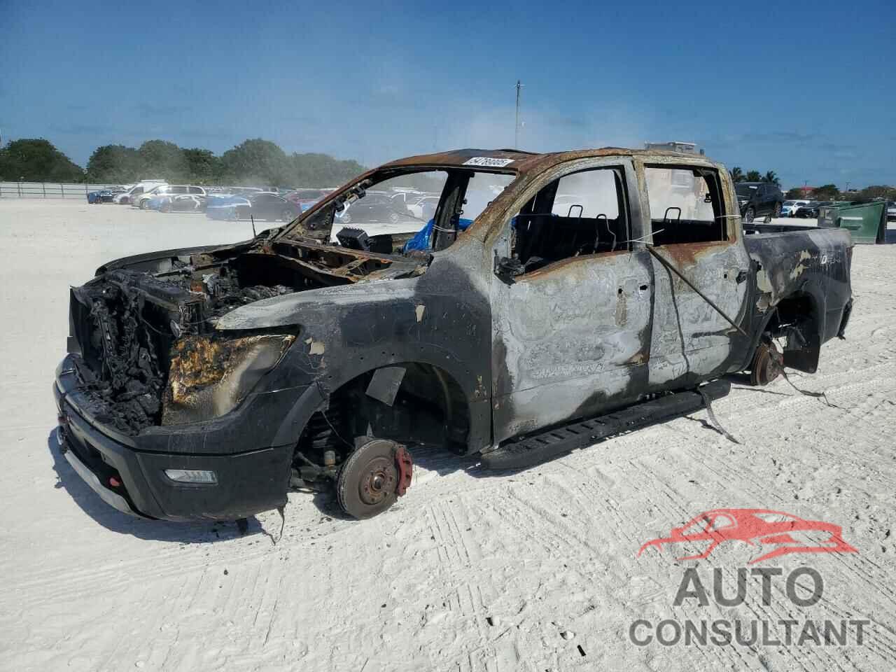 NISSAN TITAN 2021 - 1N6AA1ED5MN511275