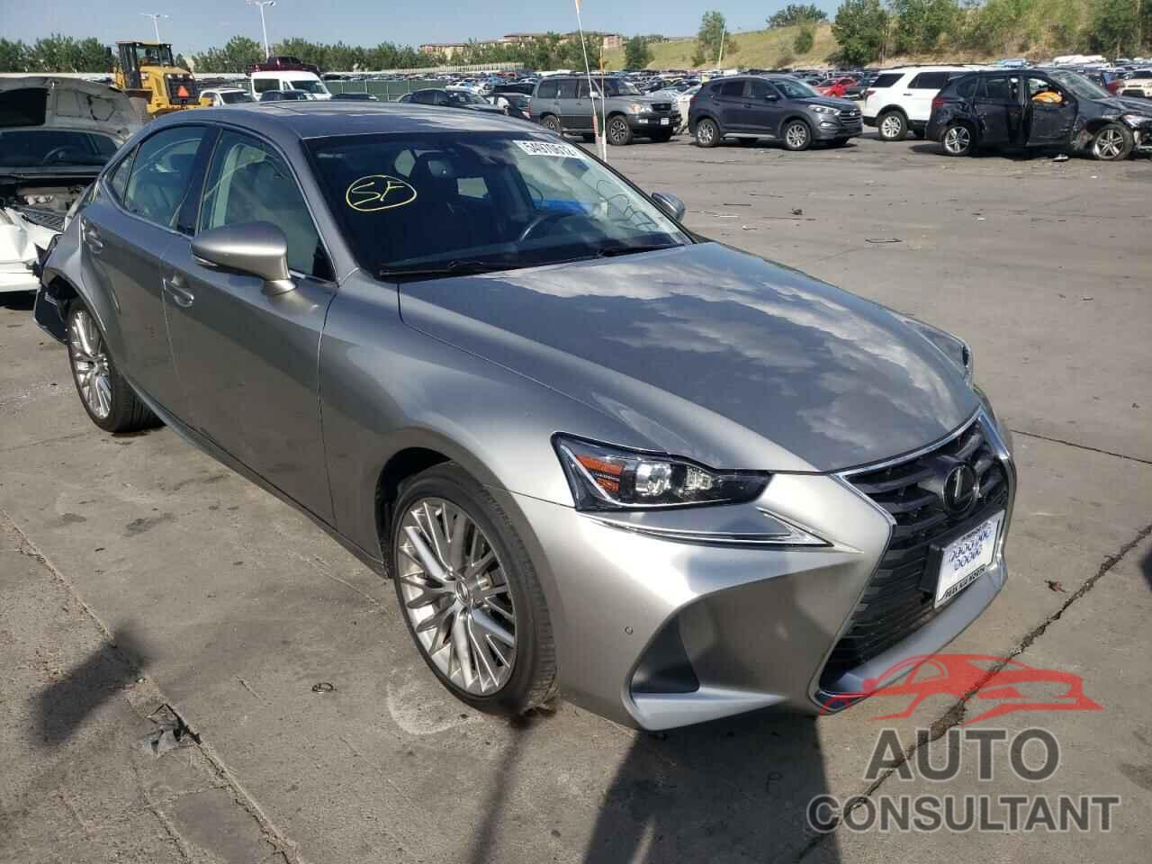 LEXUS IS 2018 - JTHC81D21J5028285