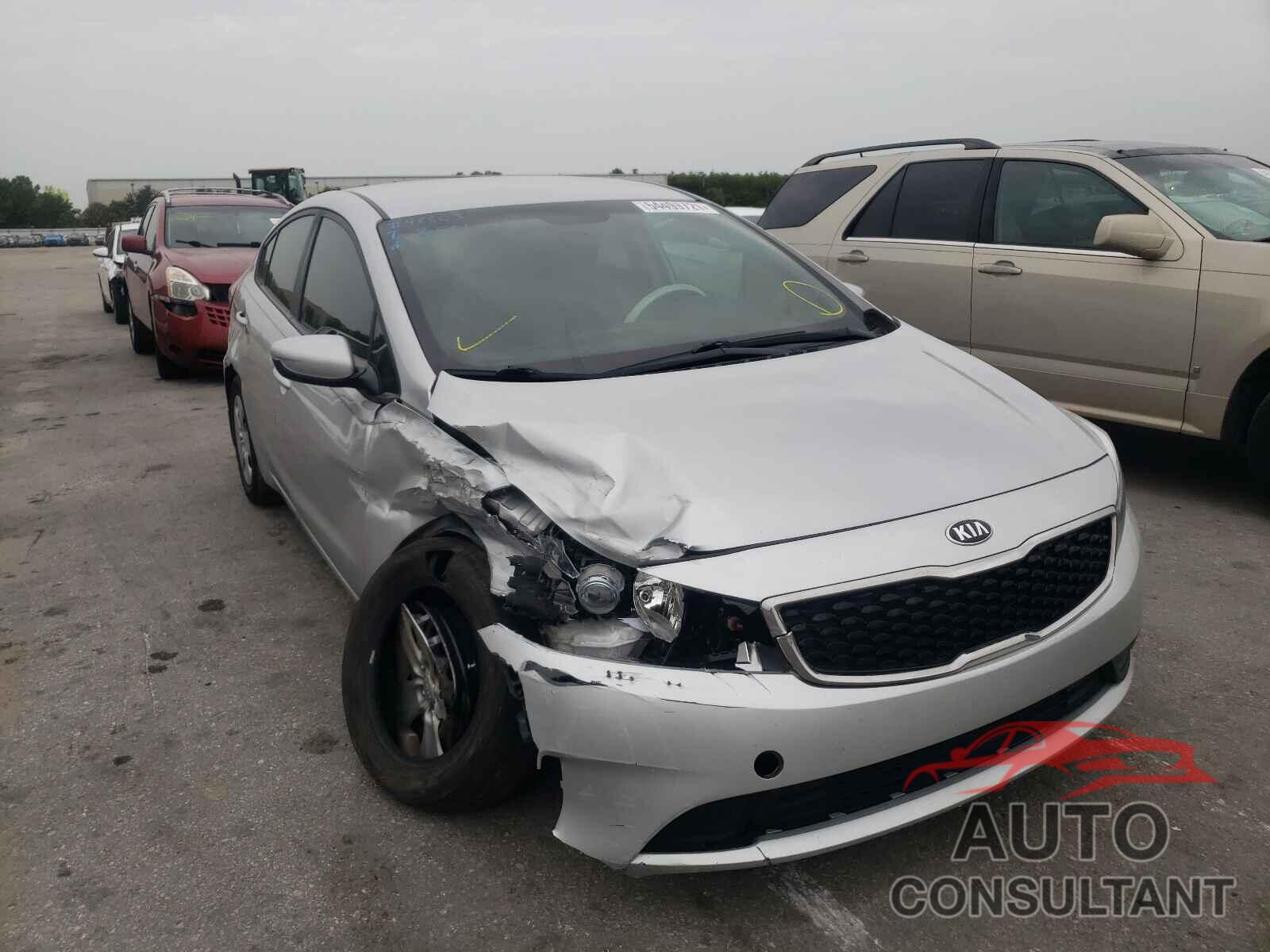 KIA FORTE 2018 - 3KPFL4A72JE212573