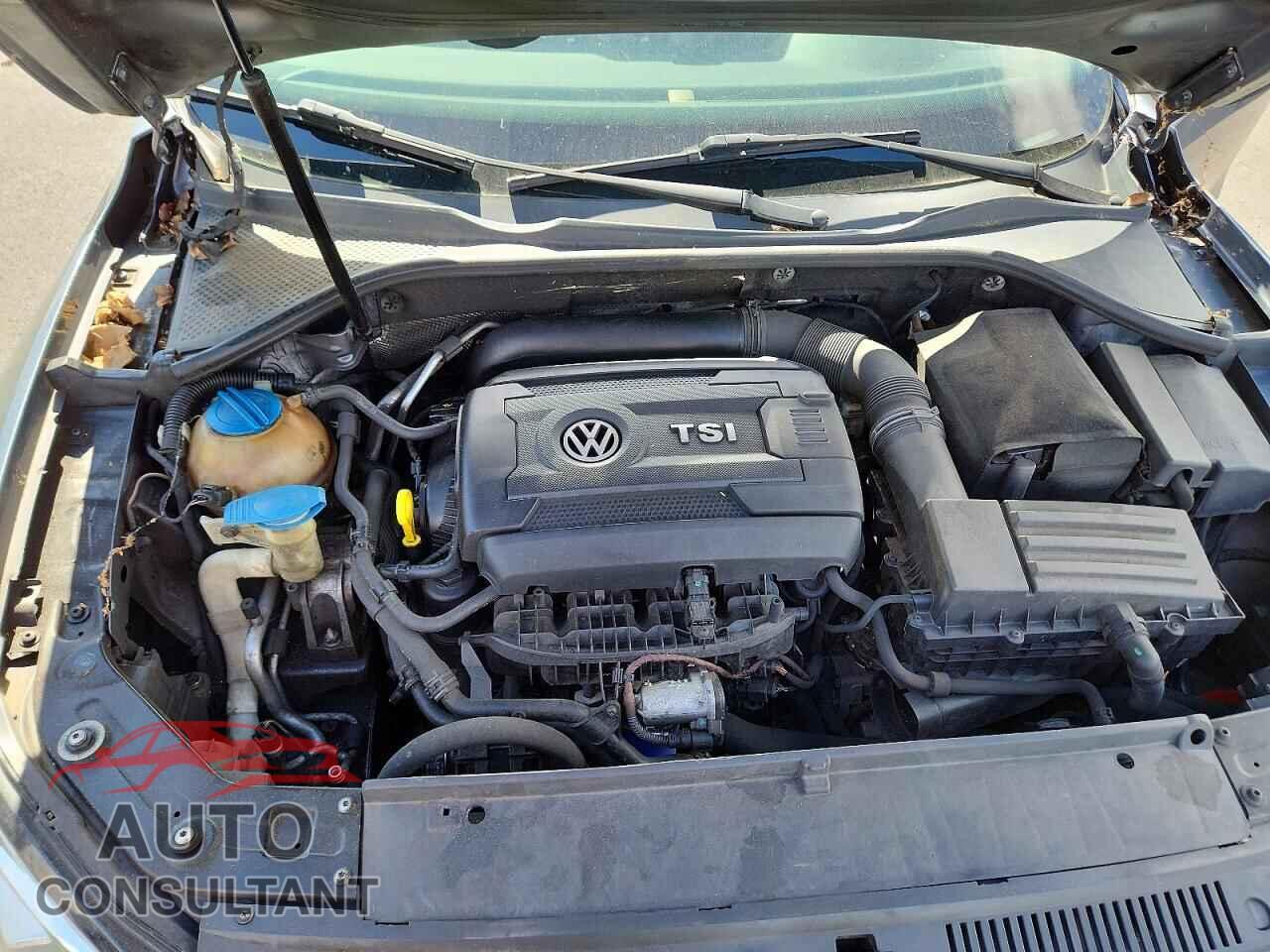 VOLKSWAGEN PASSAT 2014 - 1VWBT7A32EC038365
