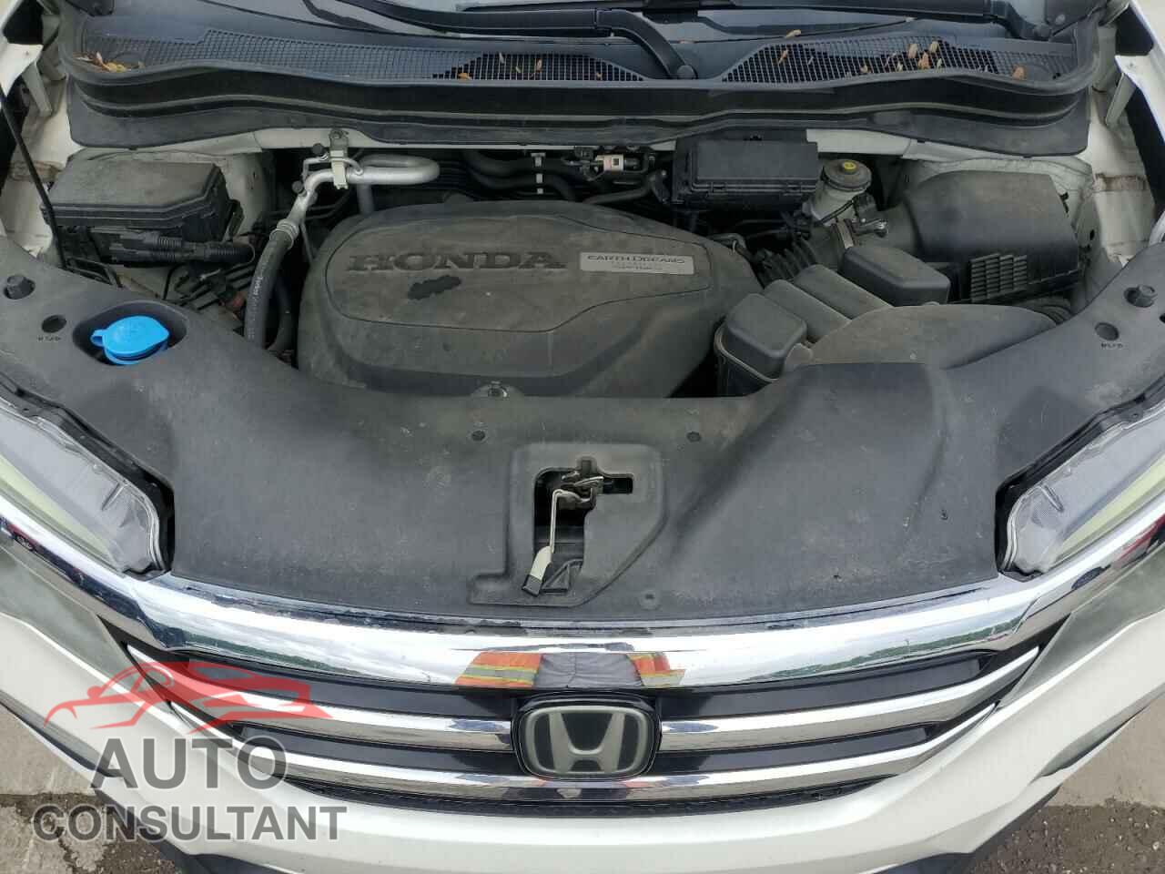 HONDA PILOT 2016 - 5FNYF6H08GB016144