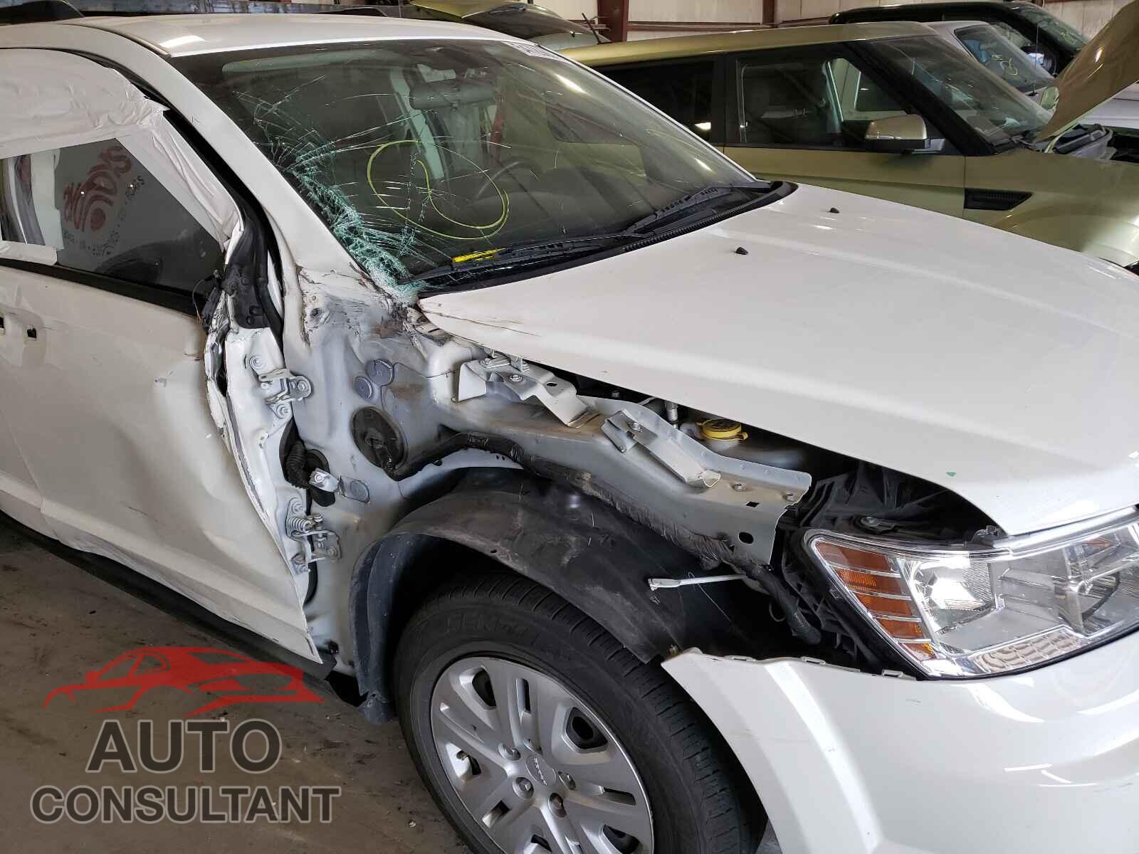 DODGE JOURNEY 2018 - 3C4PDCAB1JT233930