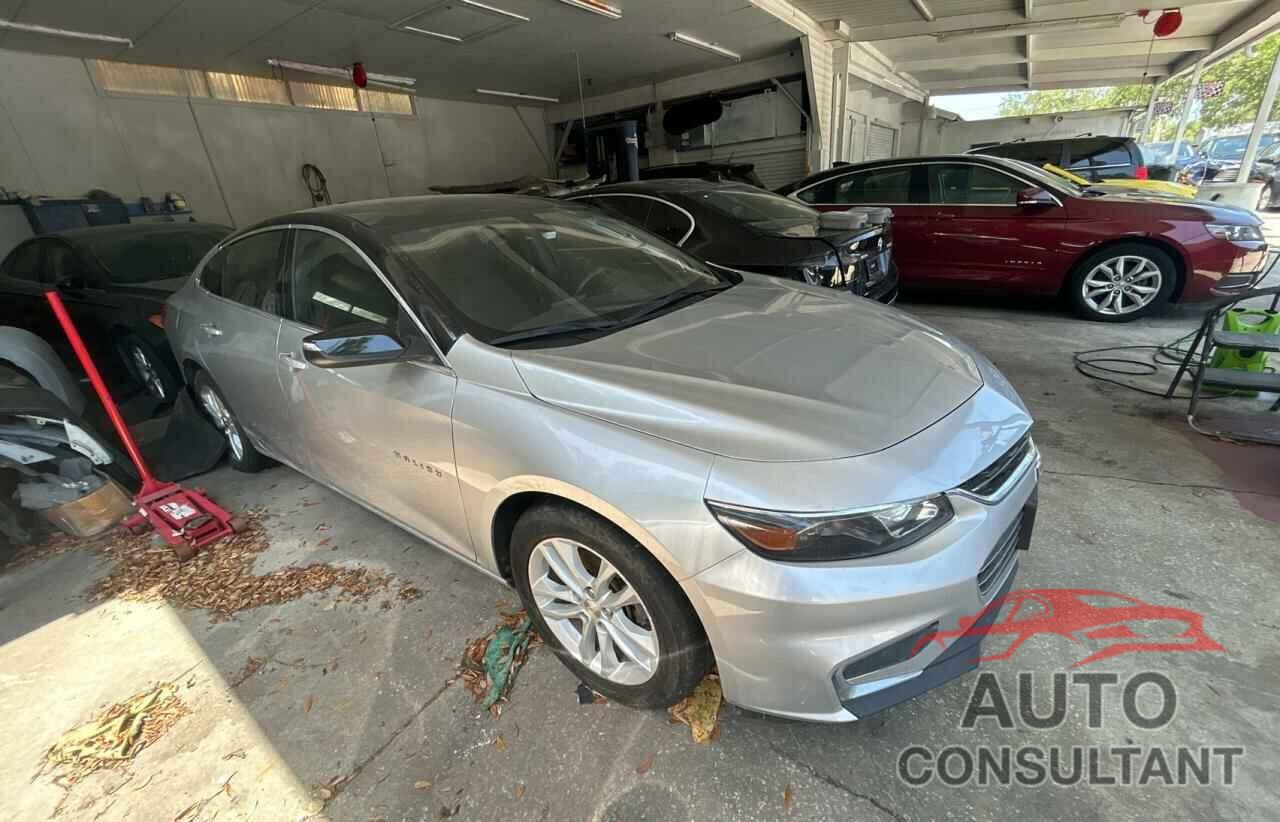 CHEVROLET MALIBU 2018 - 1G1ZD5ST4JF109441