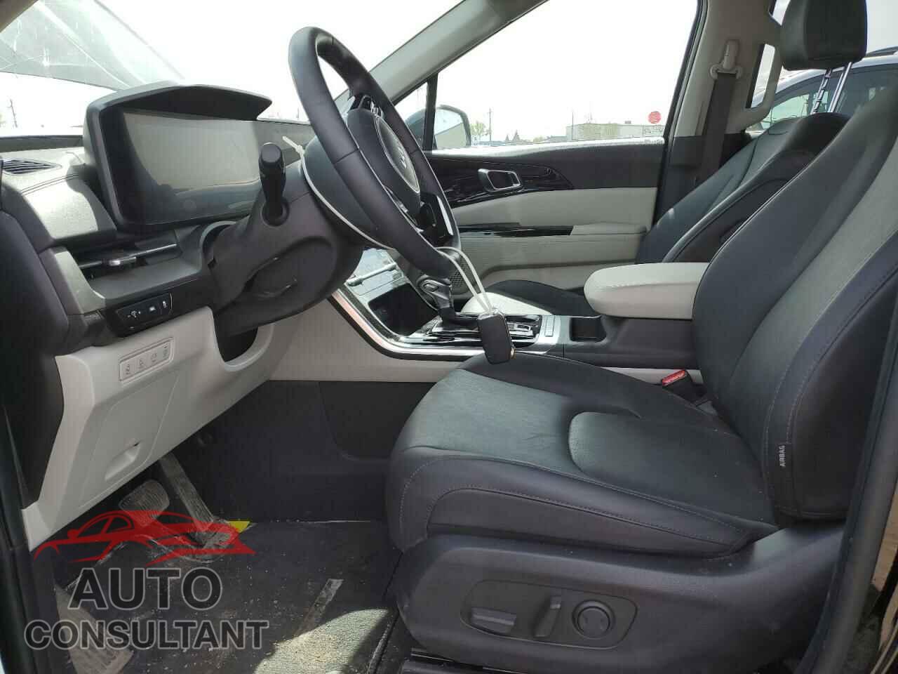 KIA CARNIVAL E 2024 - KNDNC5H33R6324322