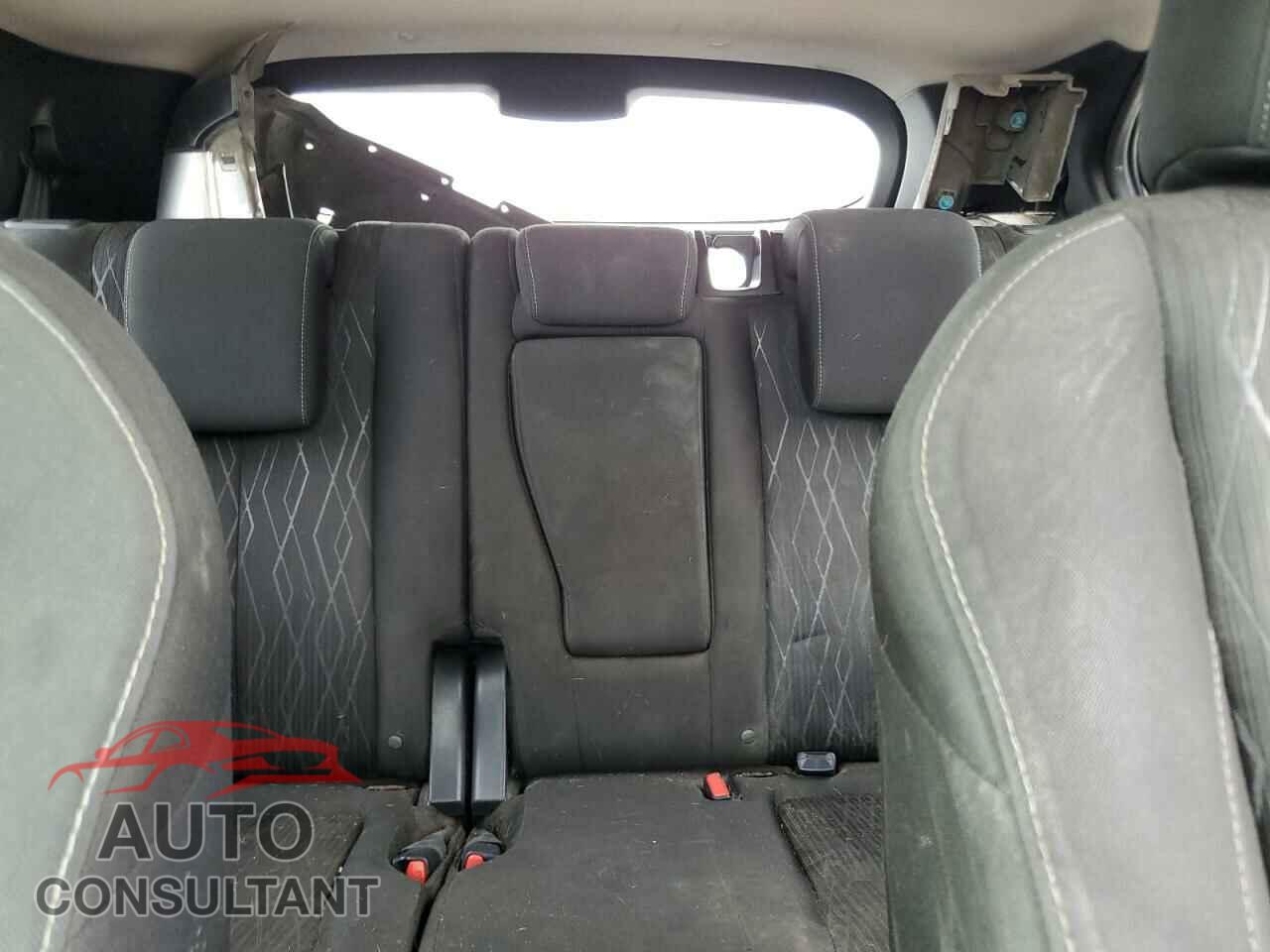 MITSUBISHI ECLIPSE 2018 - JA4AT5AA5JZ041649