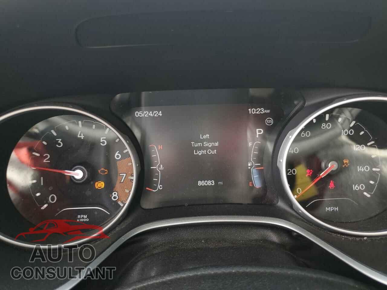 JEEP COMPASS 2018 - 3C4NJDBB2JT256945