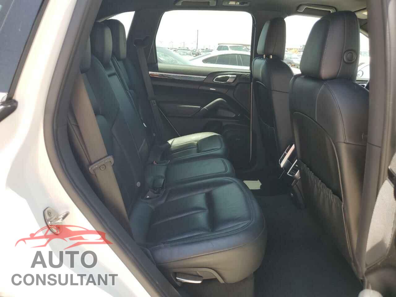PORSCHE CAYENNE 2016 - WP1AA2A23GLA03981