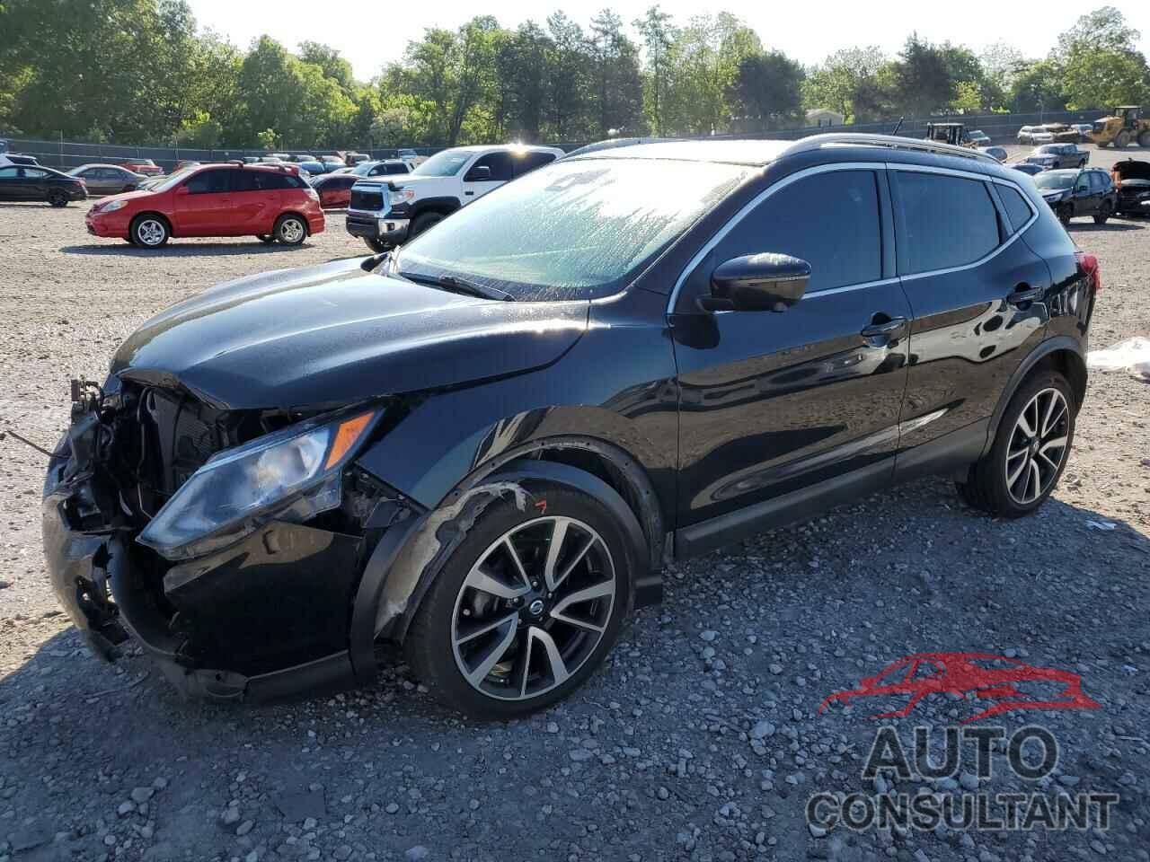 NISSAN ROGUE 2017 - JN1BJ1CR3HW131215