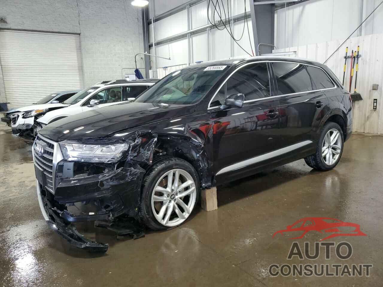 AUDI Q7 2018 - WA1LHAF75JD043026