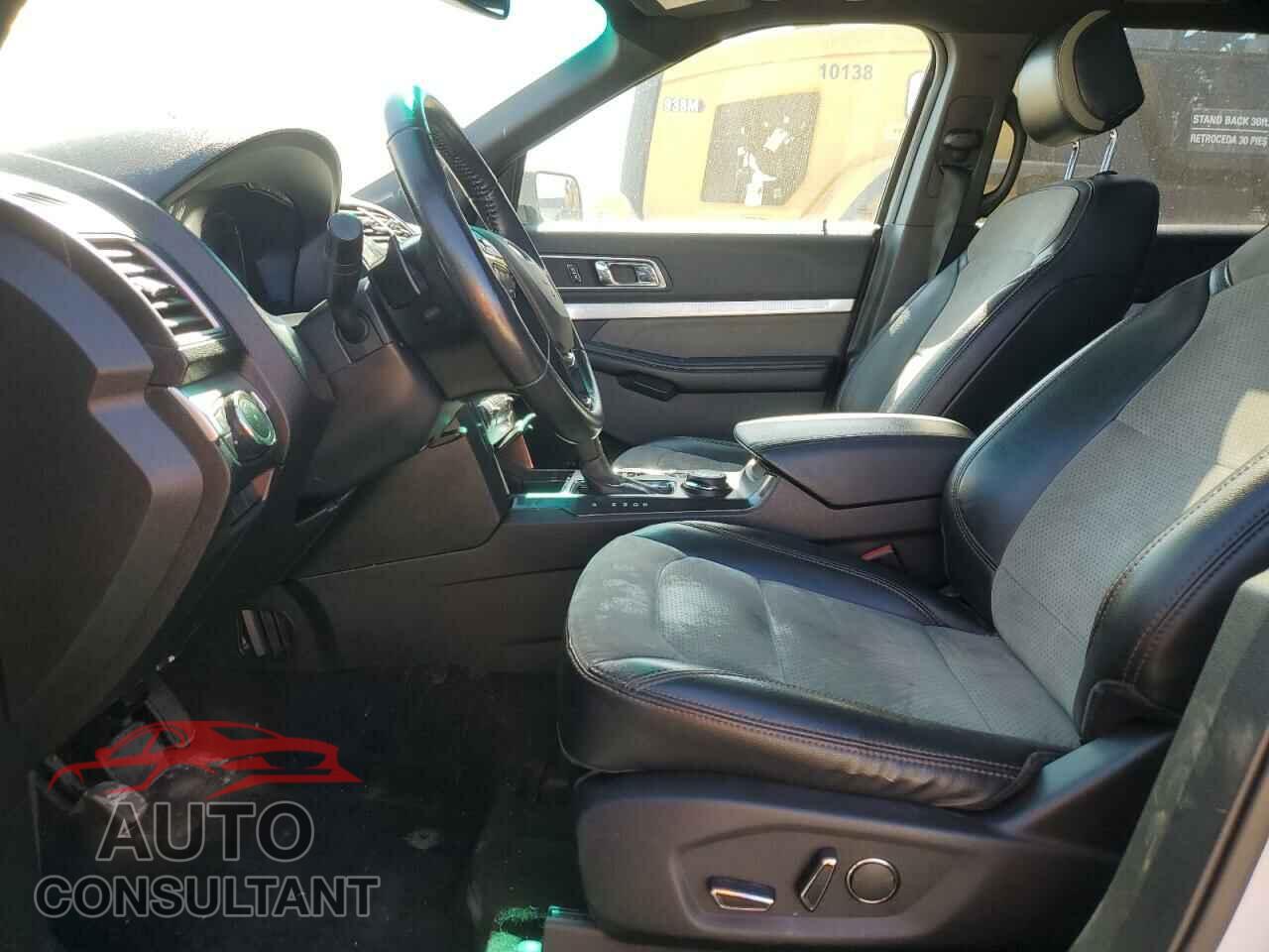 FORD EXPLORER 2017 - 1FM5K8D82HGB25496