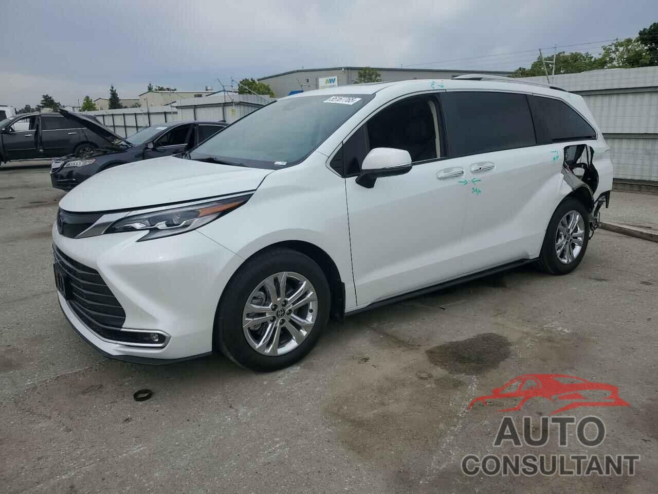 TOYOTA SIENNA 2022 - 5TDESKFC3NS050103