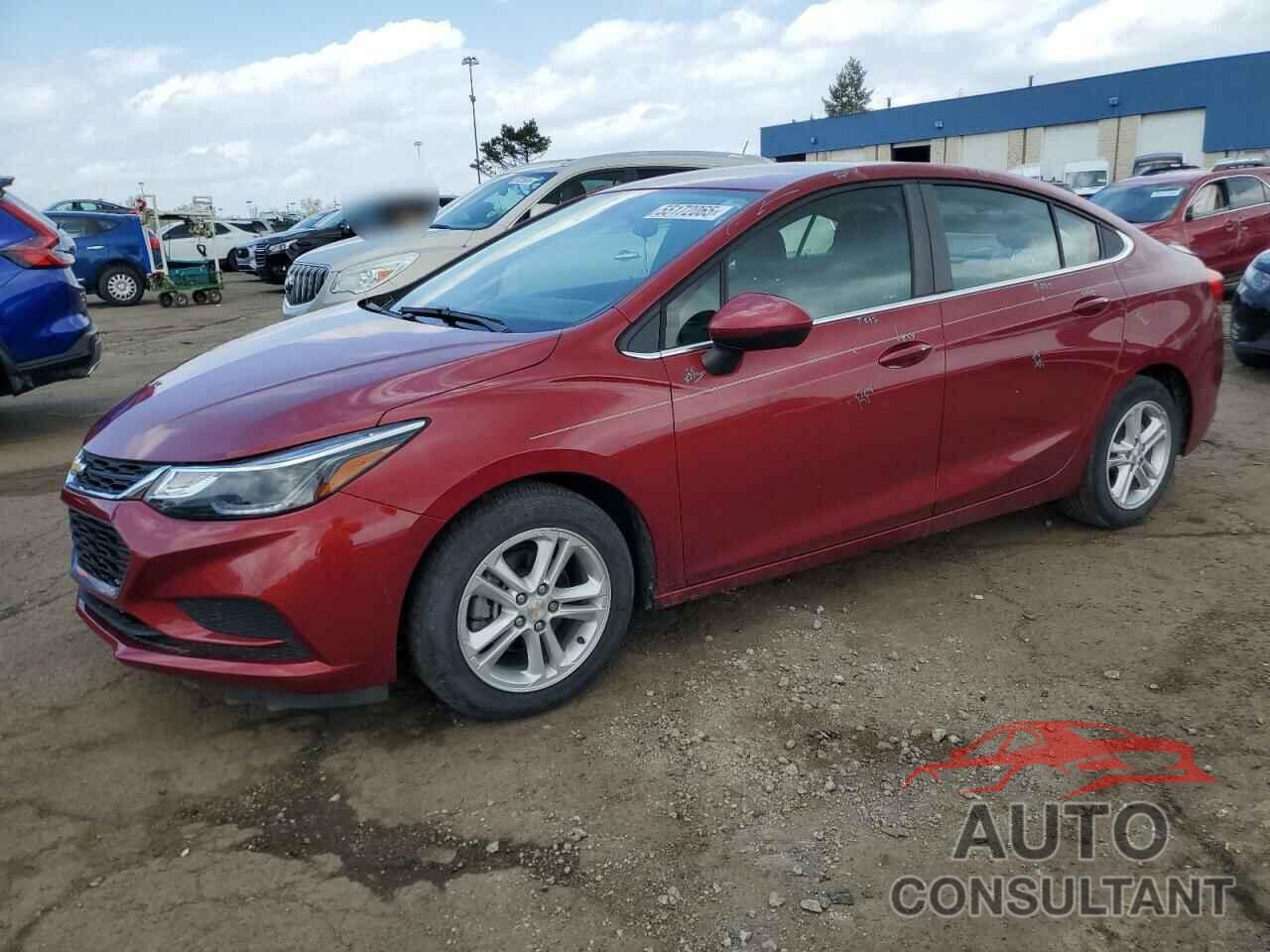 CHEVROLET CRUZE 2018 - 1G1BE5SM0J7187135