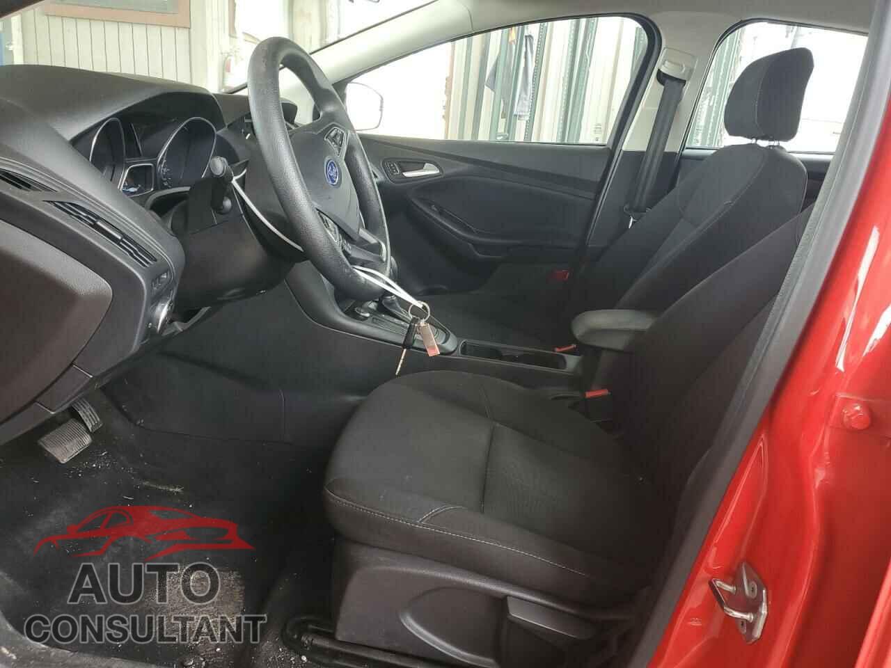 FORD FOCUS 2017 - 1FADP3K28HL322978