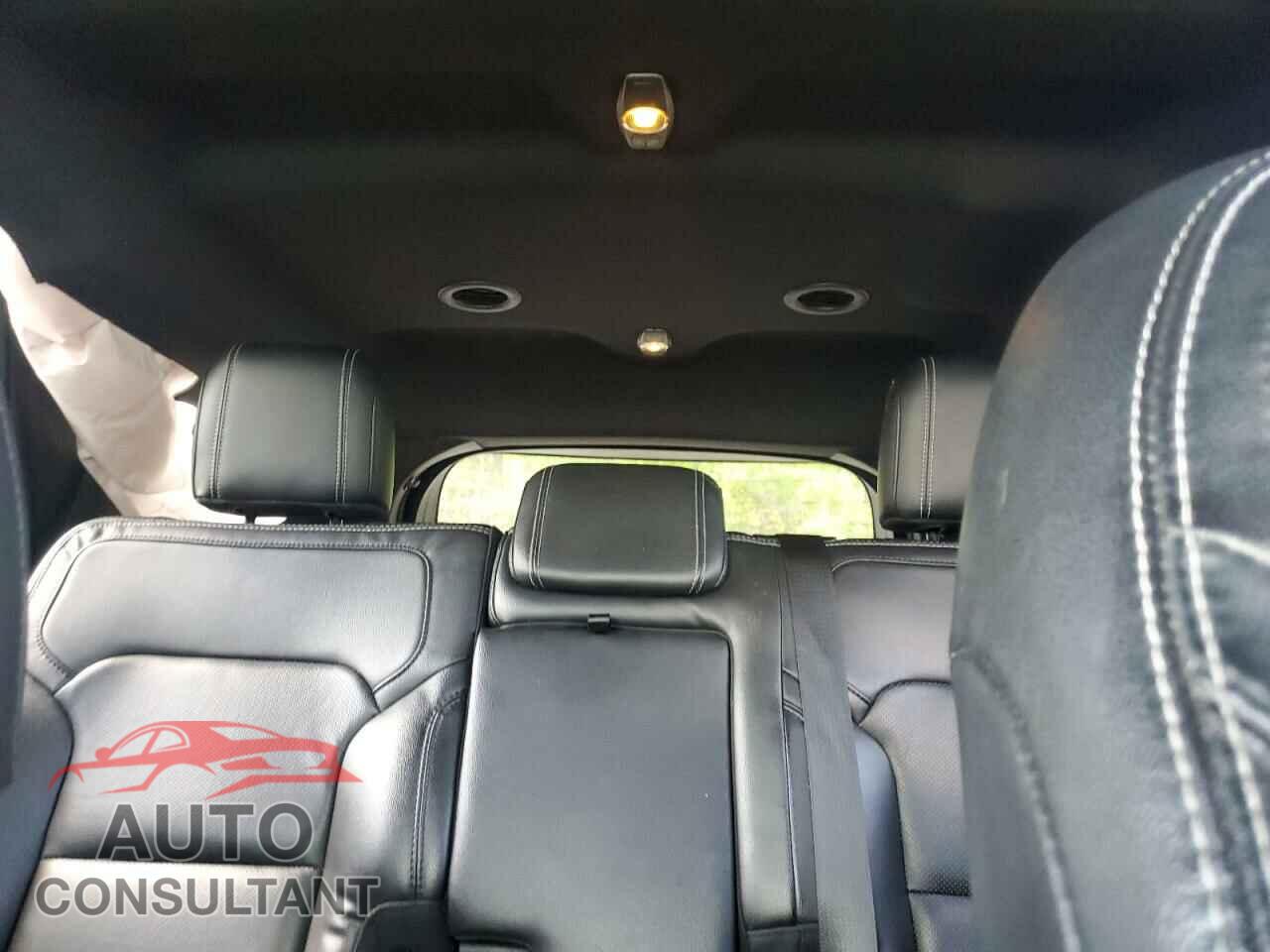 FORD EXPLORER 2017 - 1FM5K7F84HGE36743