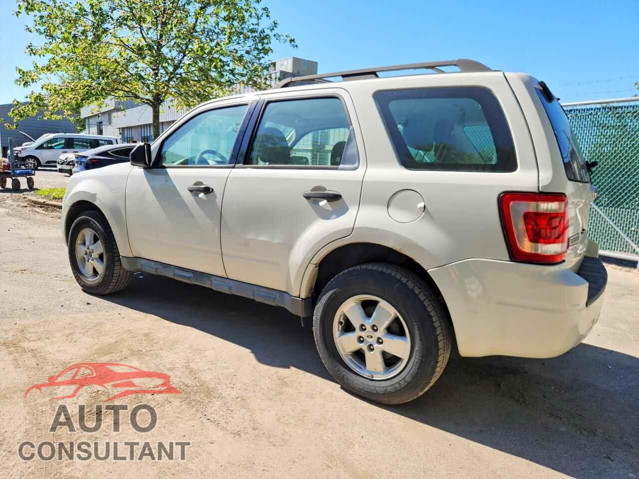 FORD ESCAPE 2010 - 1FMCU9C71AKD43965