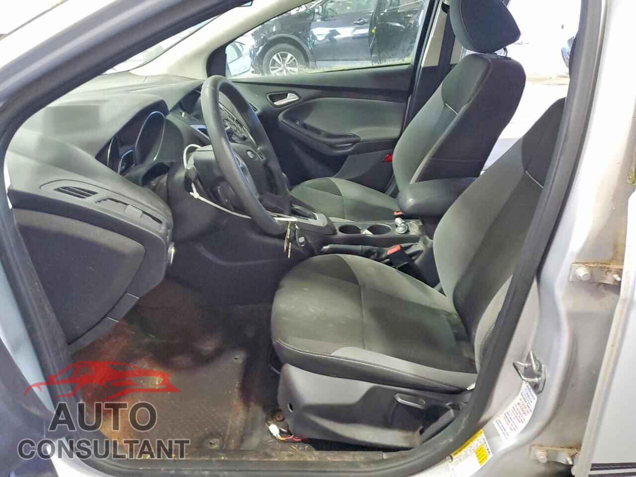 FORD FOCUS 2014 - 1FADP3F22EL425089