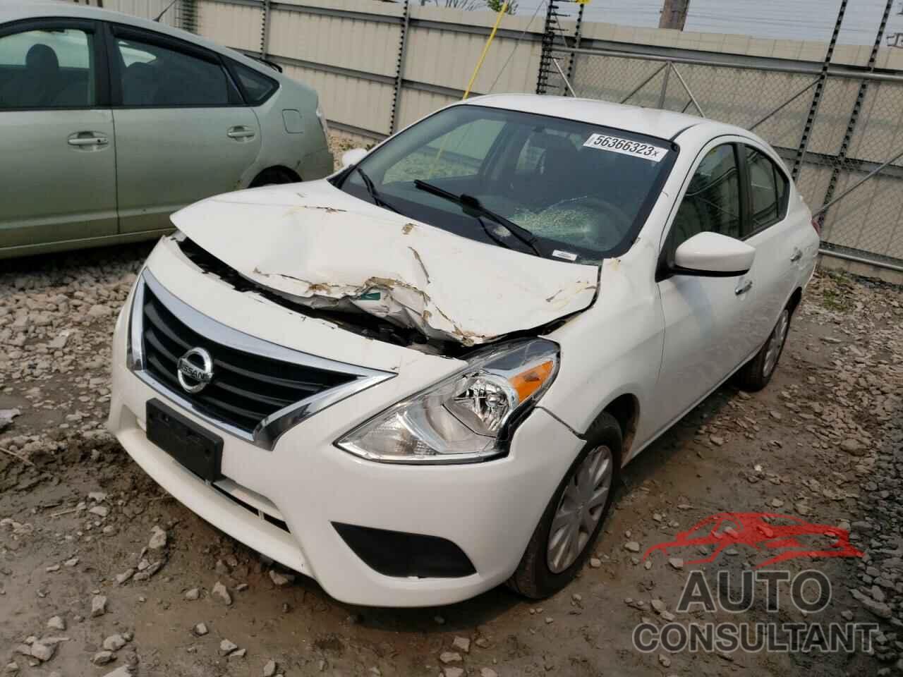 NISSAN VERSA 2018 - 3N1CN7AP1JL838435