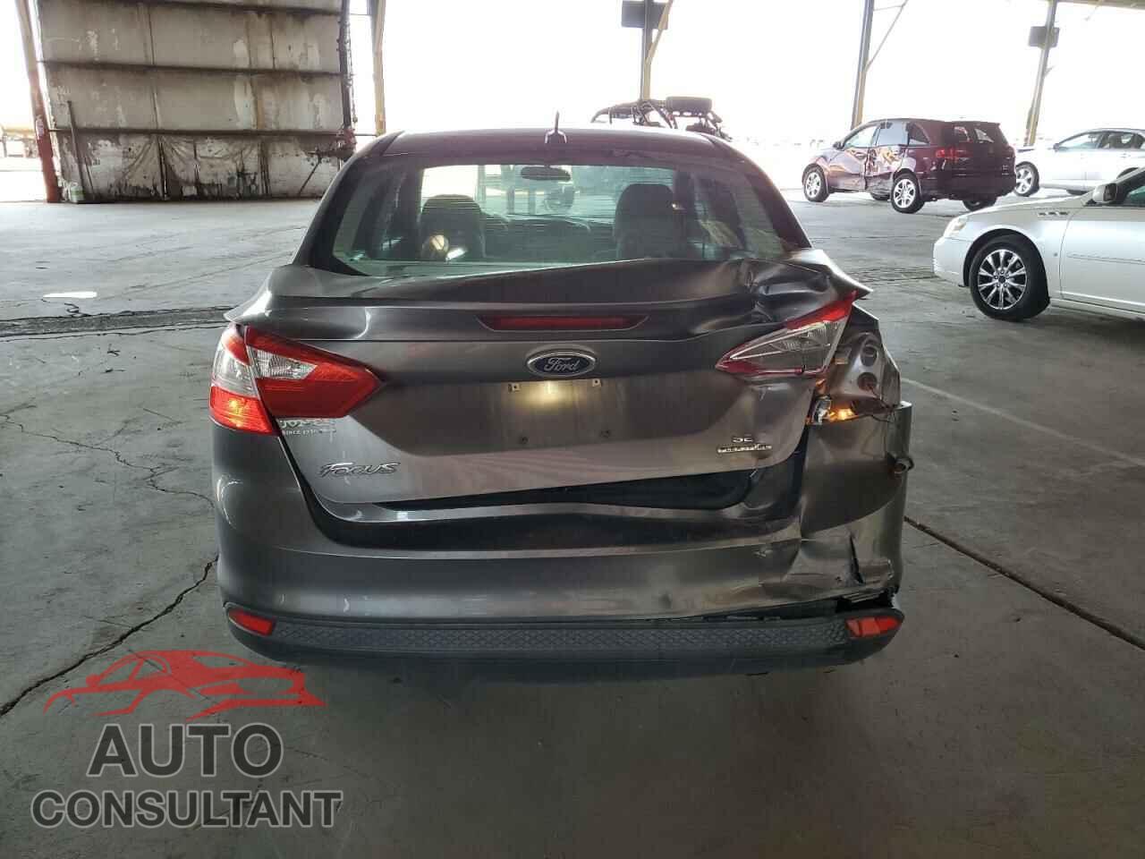 FORD FOCUS 2014 - 1FADP3F23EL442435
