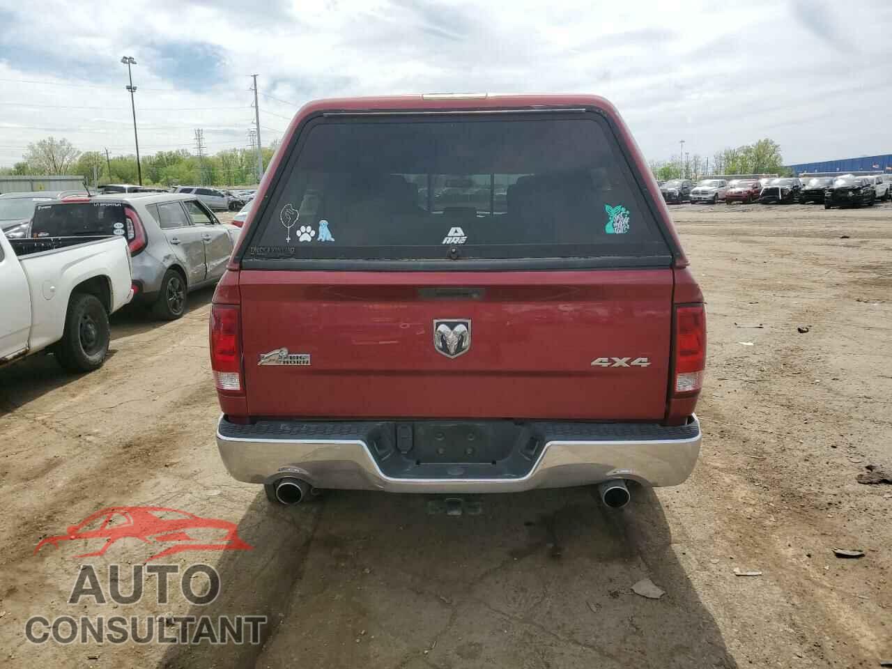 DODGE RAM 1500 2012 - 1C6RD7LT0CS295398