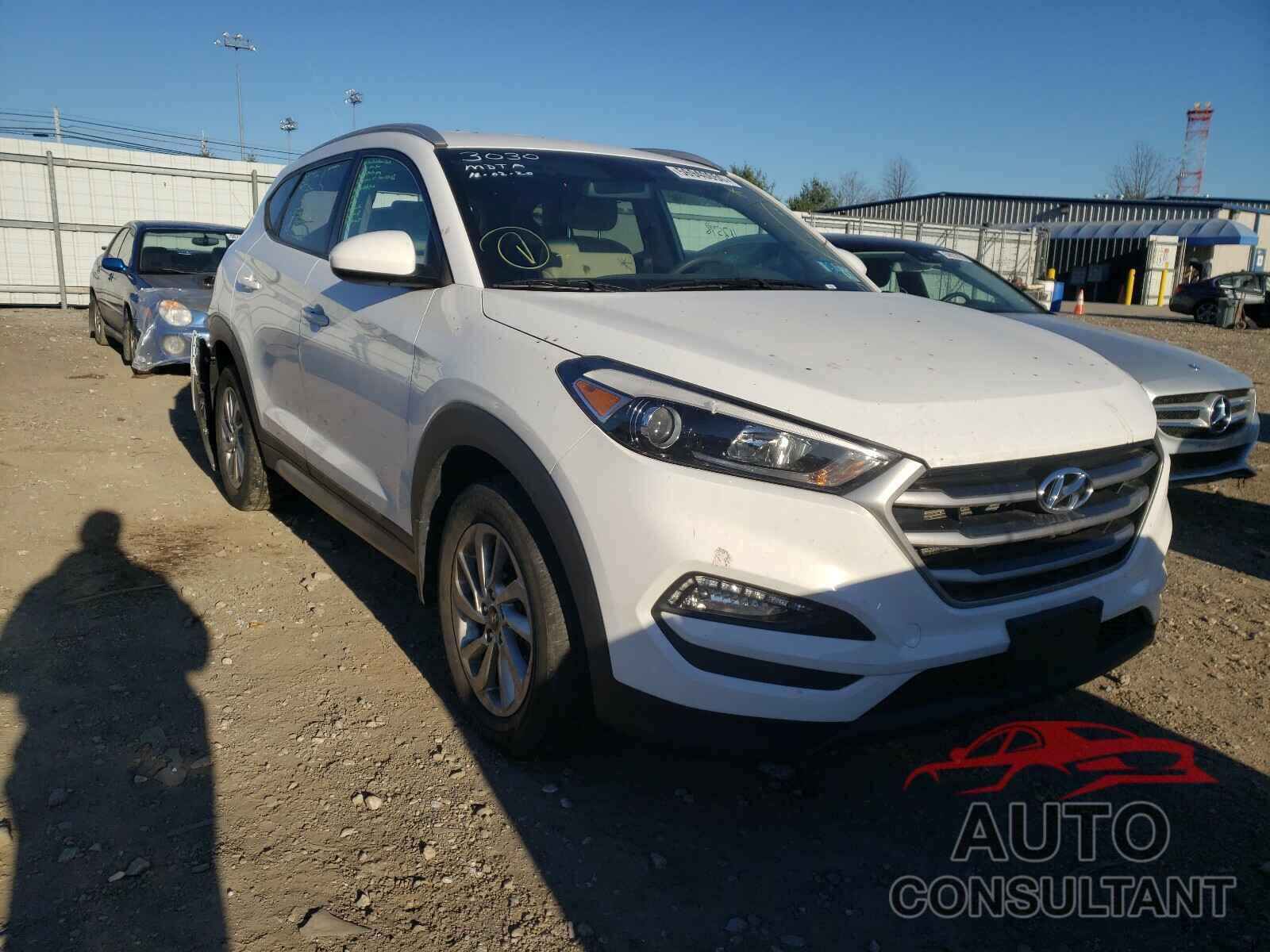 HYUNDAI TUCSON 2017 - KM8J3CA48HU263030