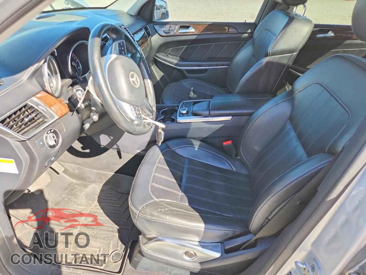 MERCEDES-BENZ GL-CLASS 2013 - 4JGDF7CE7DA199432