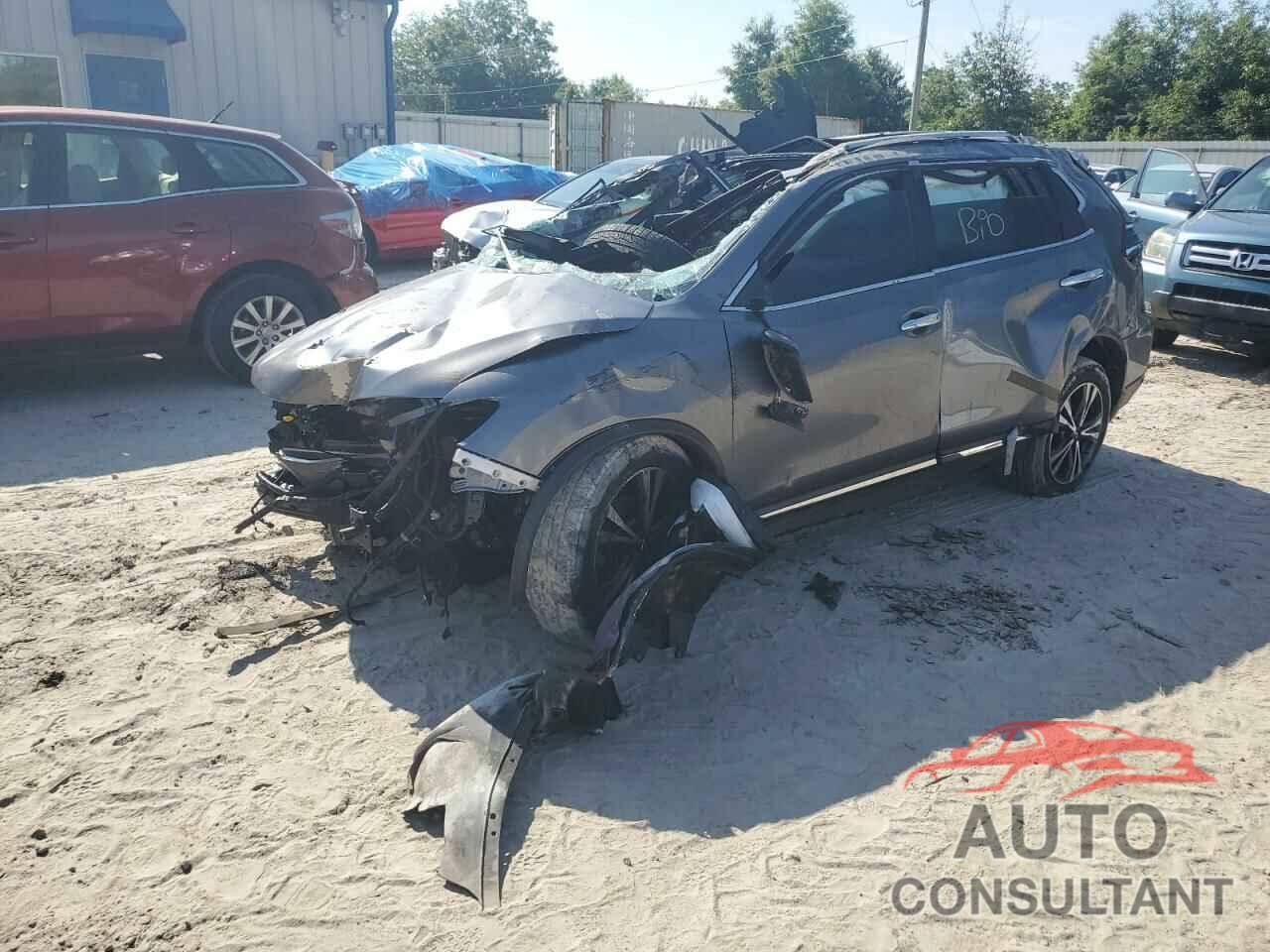 NISSAN ROGUE 2017 - 5N1AT2MT4HC872523