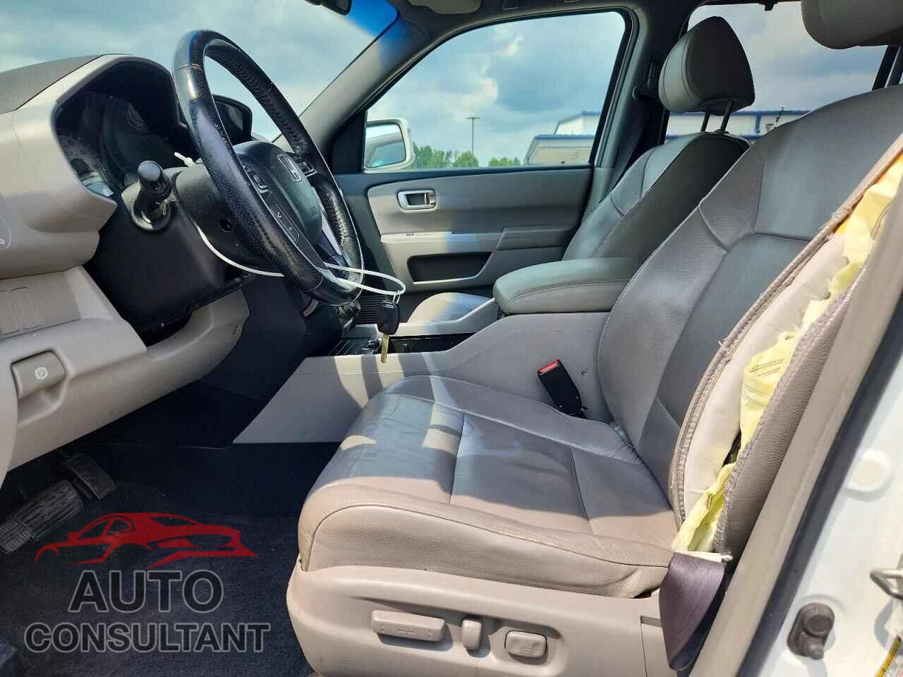 HONDA PILOT 2012 - 5FNYF3H96CB006736